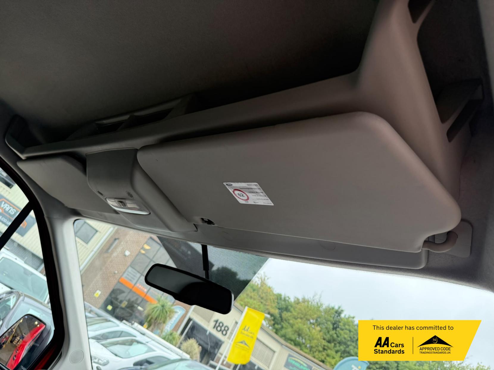 2018 Ford Transit 2.0 350 EcoBlue Panel Van 5dr Diesel Manual RWD L3 H2 Euro 6 (130 ps) - Thumbnail 37