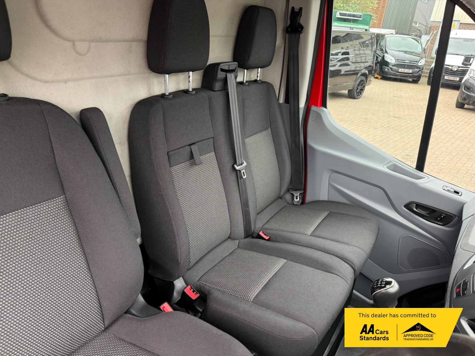 2018 Ford Transit 2.0 350 EcoBlue Panel Van 5dr Diesel Manual RWD L3 H2 Euro 6 (130 ps) - Thumbnail 22