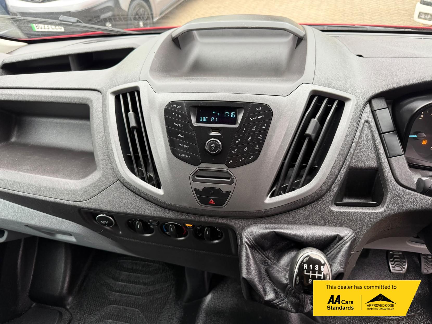 2018 Ford Transit 2.0 350 EcoBlue Panel Van 5dr Diesel Manual RWD L3 H2 Euro 6 (130 ps) - Thumbnail 32