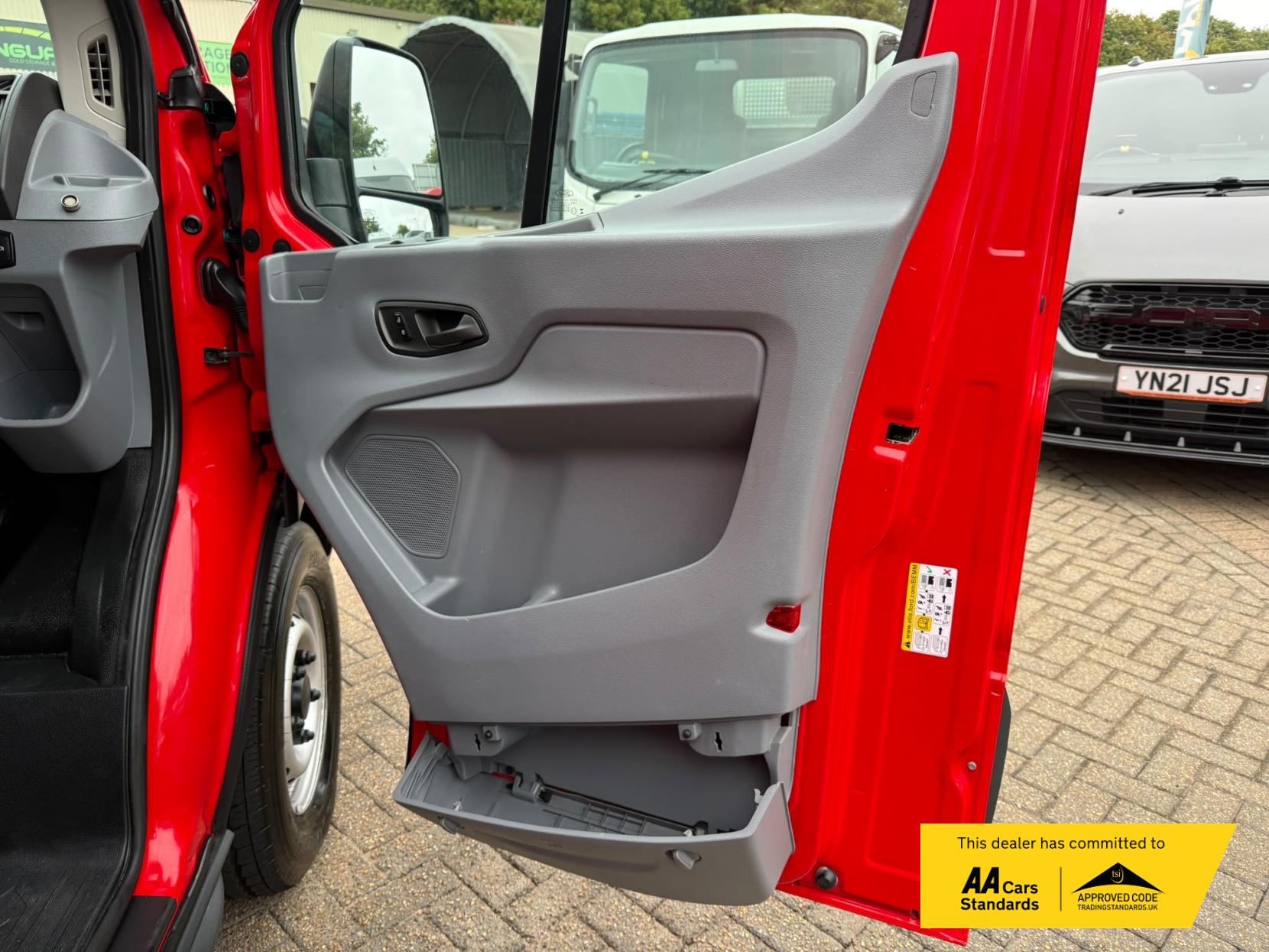 2018 Ford Transit 2.0 350 EcoBlue Panel Van 5dr Diesel Manual RWD L3 H2 Euro 6 (130 ps) - Thumbnail 51