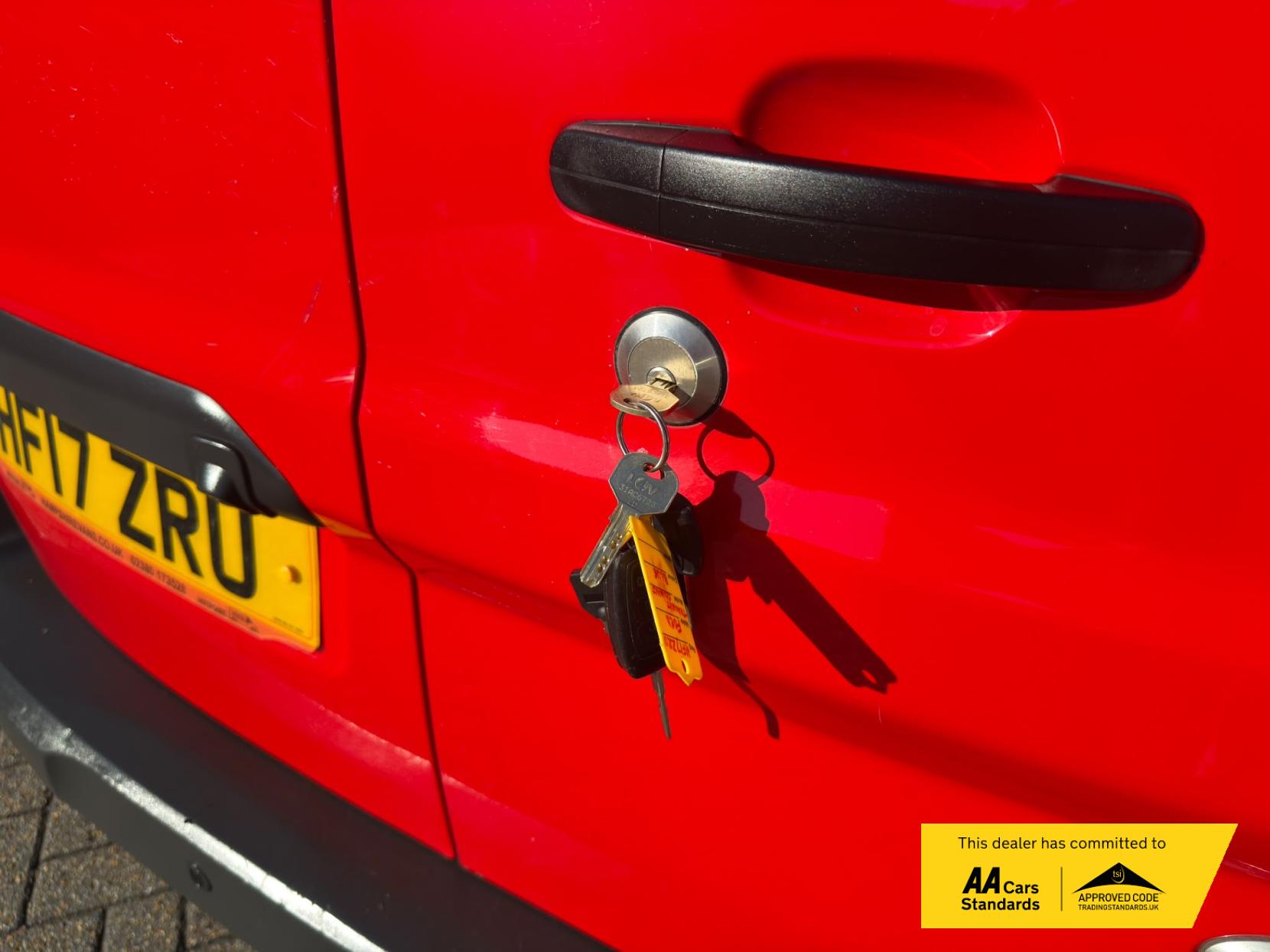 2017 Ford Transit Connect 1.5 TDCi 240 Panel Van 5dr Diesel Manual L2 H1 (124 g/km, 99 bhp) - Thumbnail 46