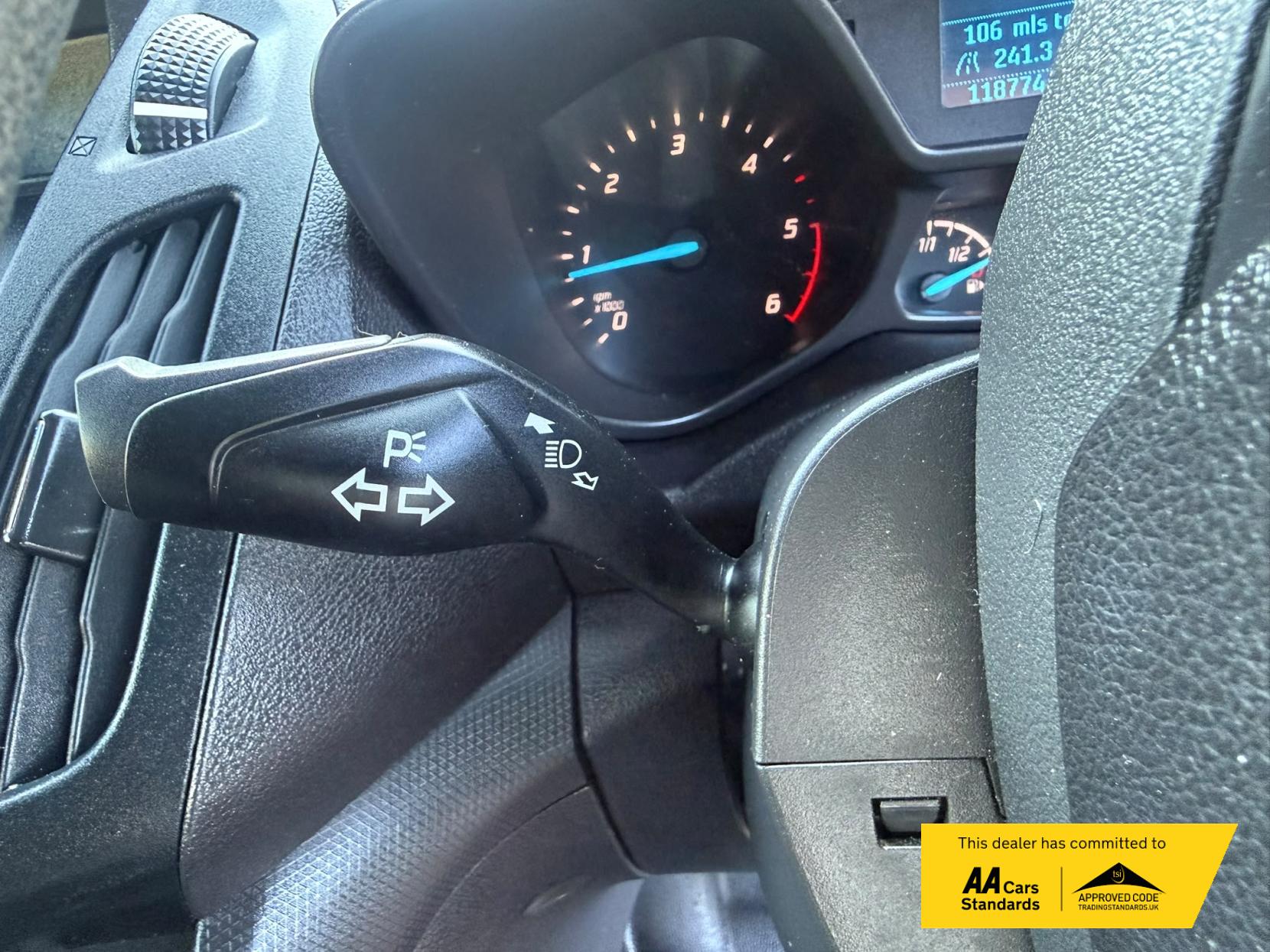 2017 Ford Transit Connect 1.5 TDCi 240 Panel Van 5dr Diesel Manual L2 H1 (124 g/km, 99 bhp) - Thumbnail 34