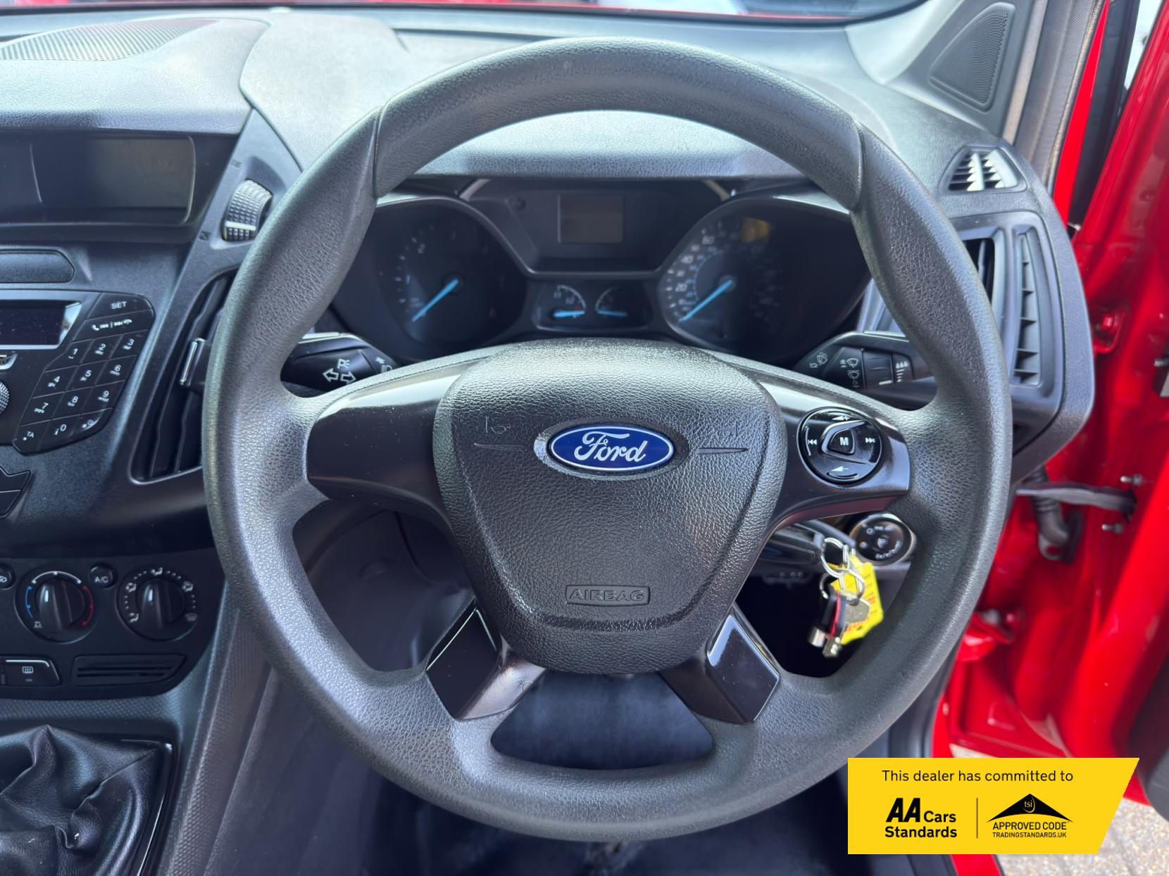 2017 Ford Transit Connect 1.5 TDCi 240 Panel Van 5dr Diesel Manual L2 H1 (124 g/km, 99 bhp) - Thumbnail 35