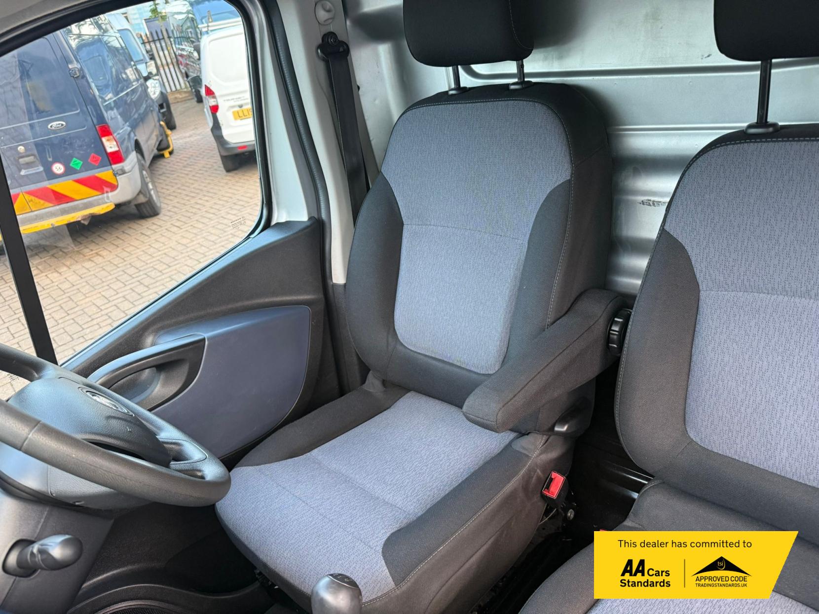 Vauxhall Vivaro 1.6 CDTi 2700 Panel Van 5dr Diesel Manual L1 H1 Euro 6 (s/s) (95 ps)
