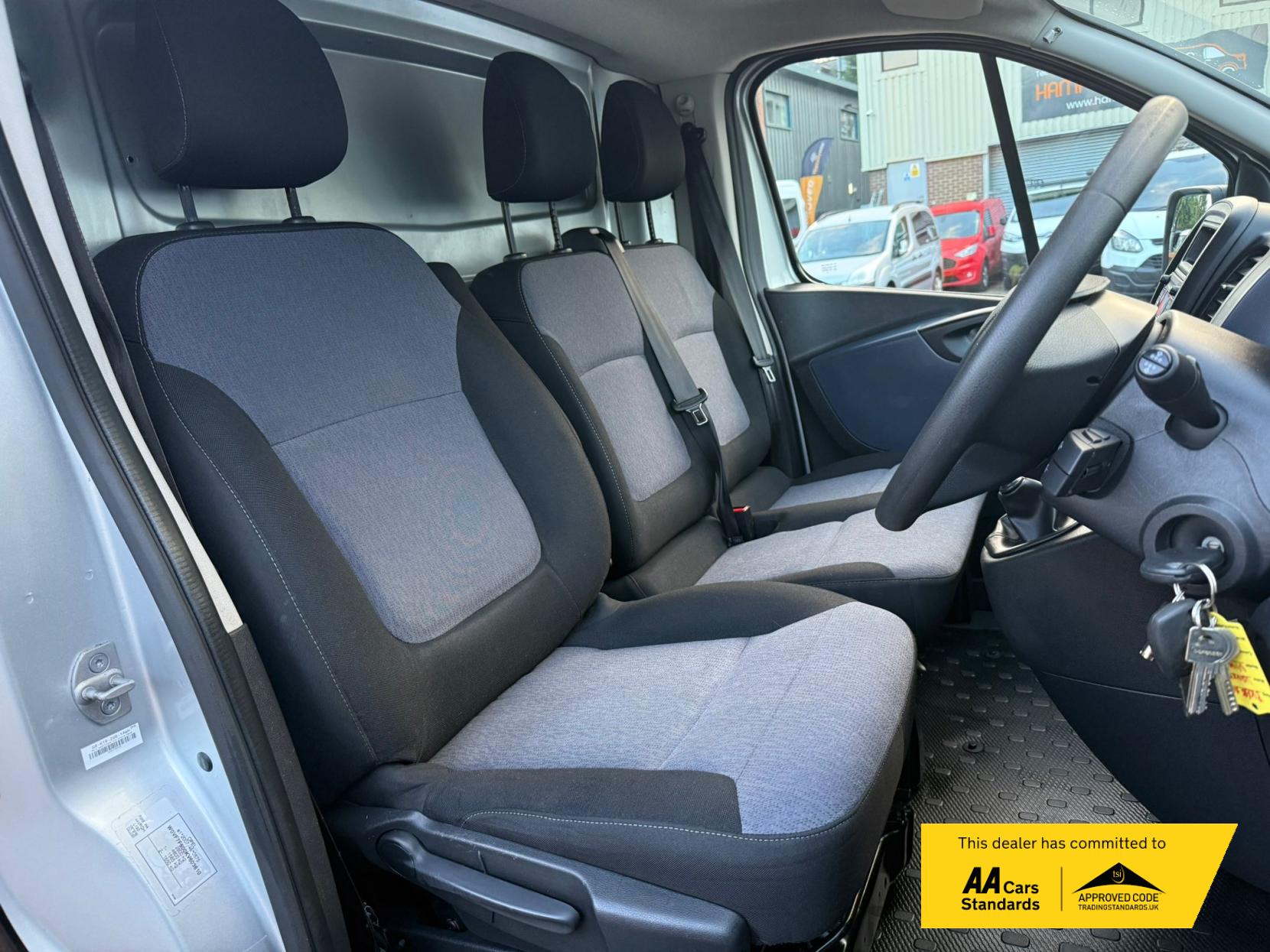 Vauxhall Vivaro 1.6 CDTi 2700 Panel Van 5dr Diesel Manual L1 H1 Euro 6 (s/s) (95 ps)