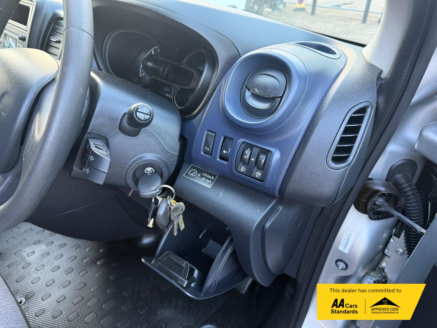 Vauxhall Vivaro 1.6 CDTi 2700 Panel Van 5dr Diesel Manual L1 H1 Euro 6 (s/s) (95 ps)