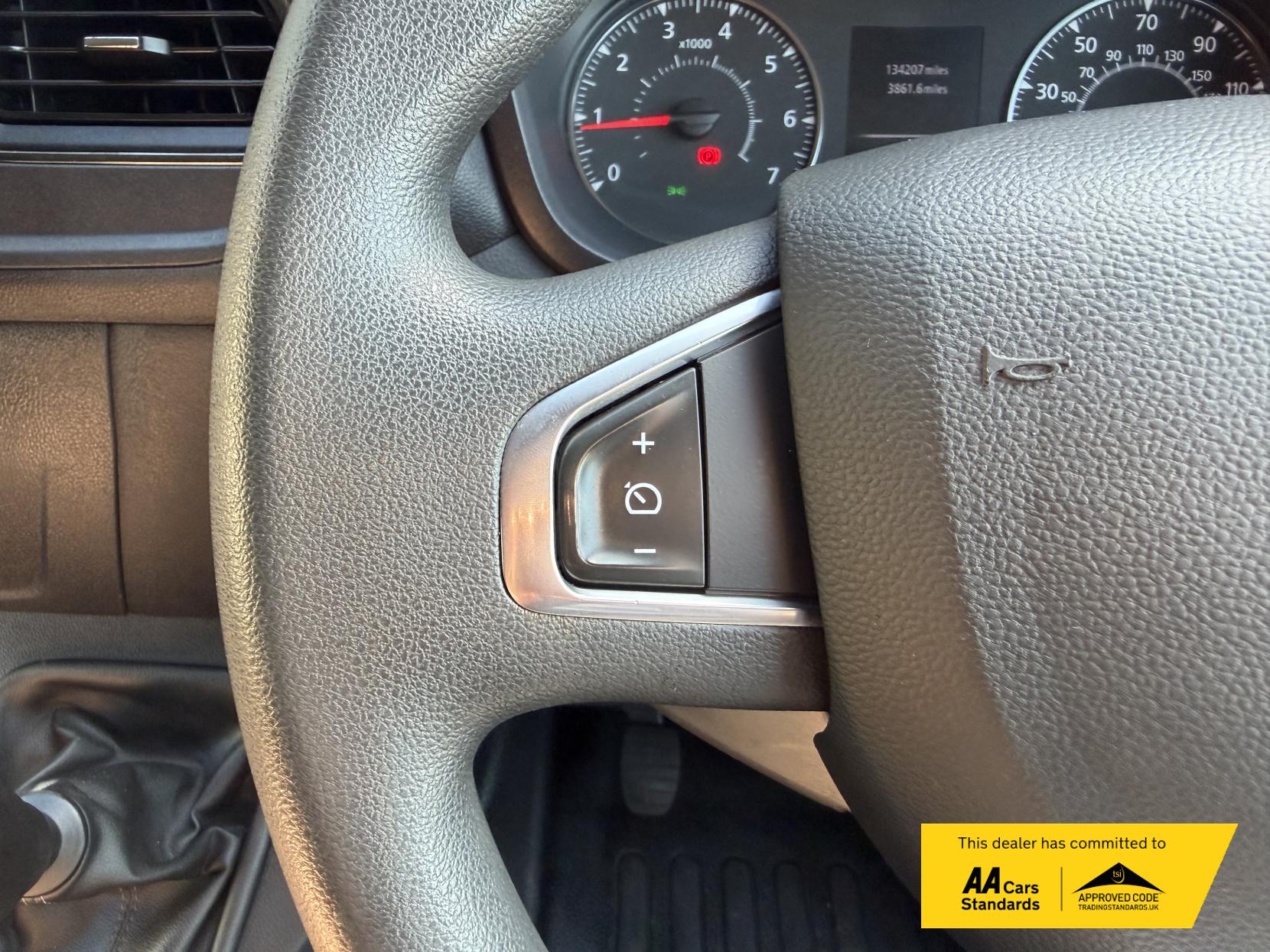 2022 Renault Master 2.3 dCi 35 Business+ Panel Van 4dr Diesel Manual FWD LWB Medium Roof Euro 6 (135 ps) - Thumbnail 34