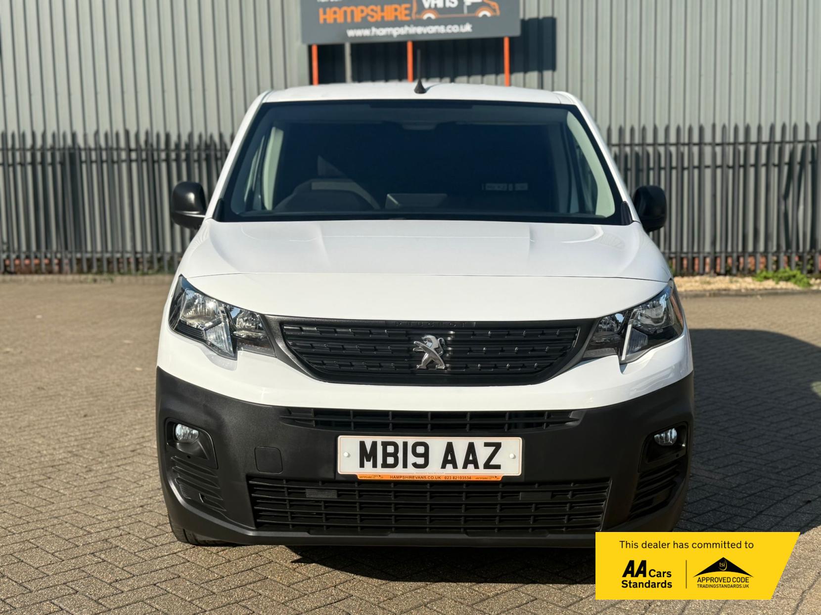 Peugeot Partner 1.5 BlueHDi 1000 Professional Standard Panel Van 5dr Diesel Manual SWB Euro 6 (100 bhp)