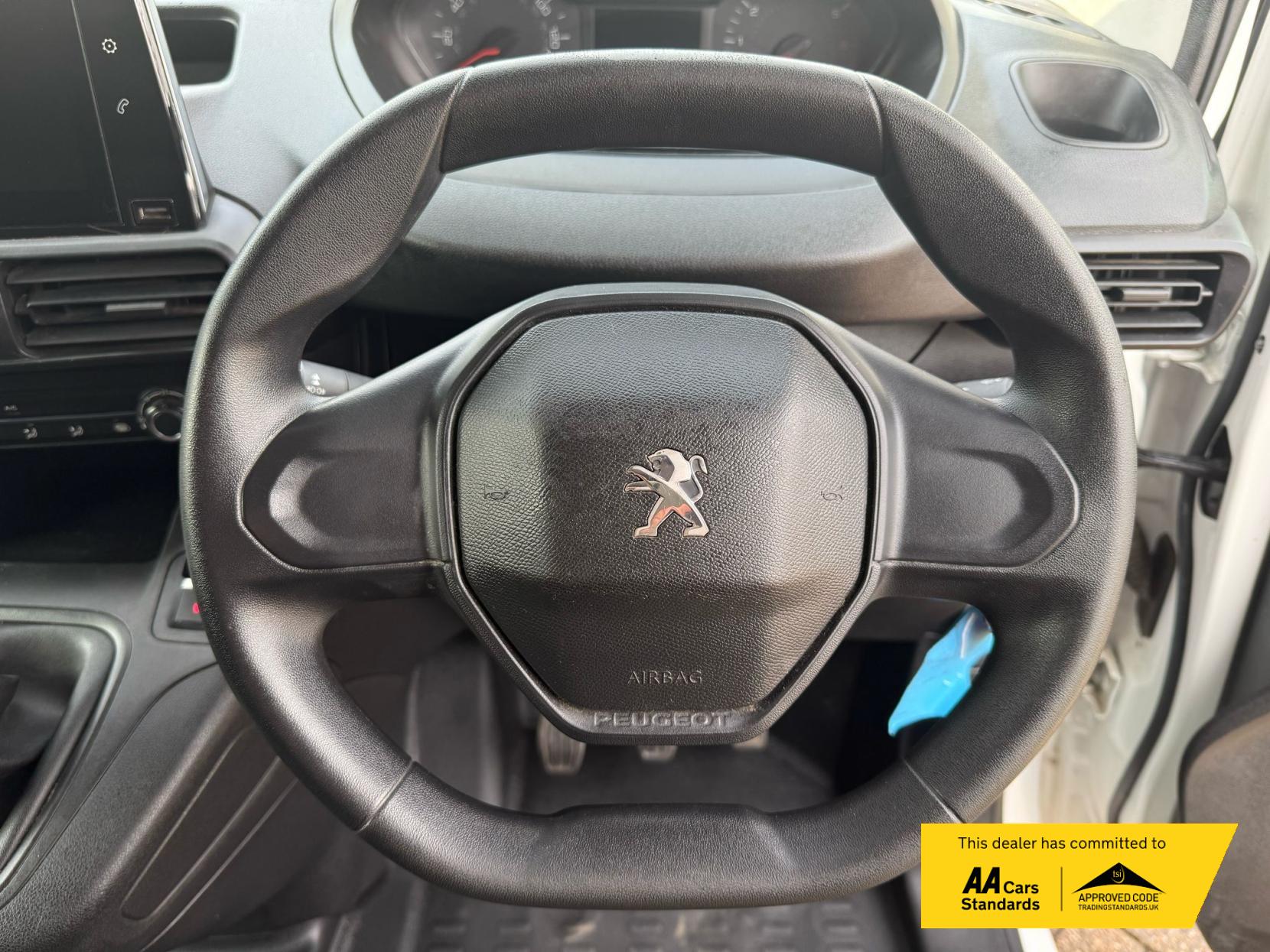 Peugeot Partner 1.5 BlueHDi 1000 Professional Standard Panel Van 5dr Diesel Manual SWB Euro 6 (100 bhp)