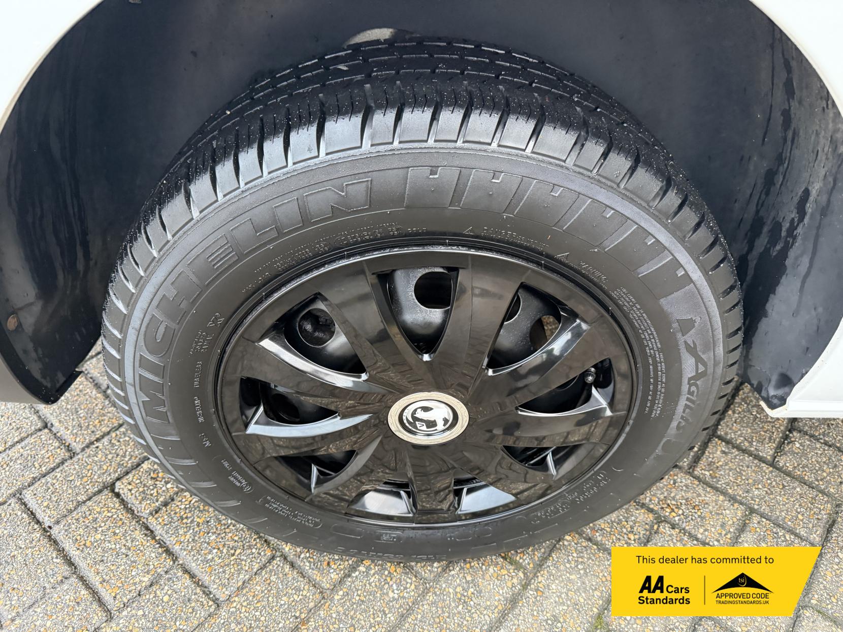 Vauxhall Vivaro 2.0 Turbo D 3100 Dynamic Panel Van 6dr Diesel Manual L2 H1 Euro 6 (s/s) (120 ps)