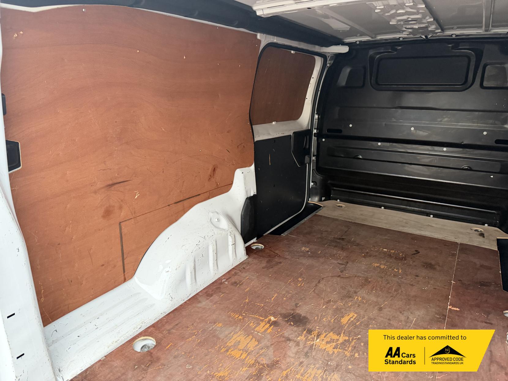 Vauxhall Vivaro 2.0 Turbo D 3100 Dynamic Panel Van 6dr Diesel Manual L2 H1 Euro 6 (s/s) (120 ps)