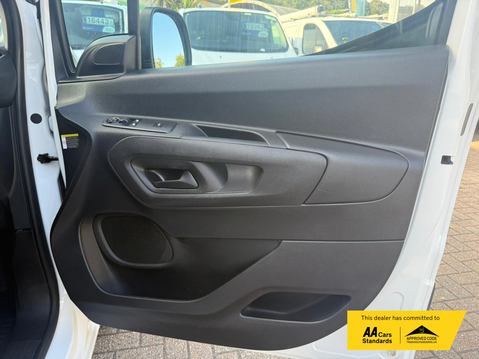 Citroen Berlingo 1.5 BlueHDi 1000 Enterprise M Panel Van 5dr Diesel Manual SWB Euro 6 (s/s) (100 ps)