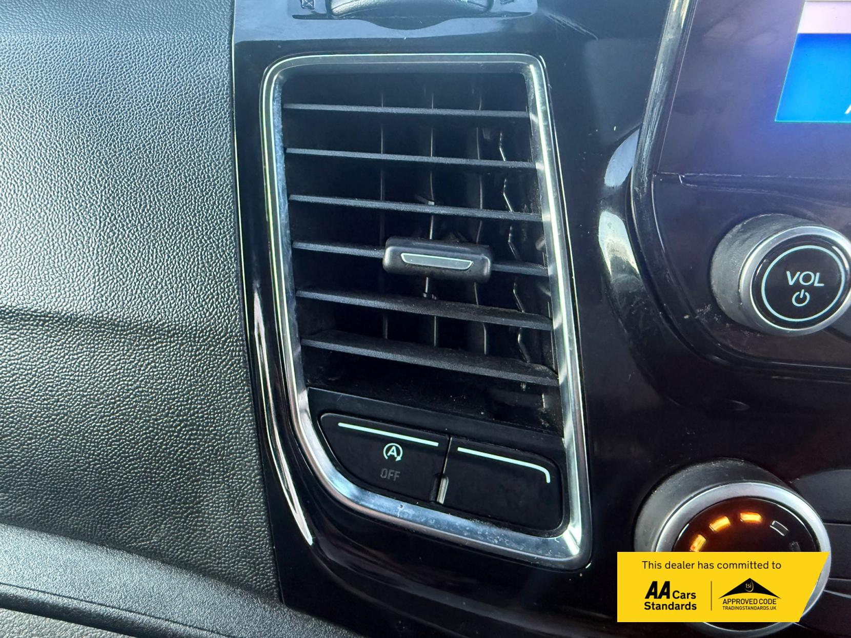 Ford Transit Custom 2.0 300 EcoBlue Limited Panel Van 5dr Diesel Manual L2 H1 Euro 6 (s/s) (130 ps)