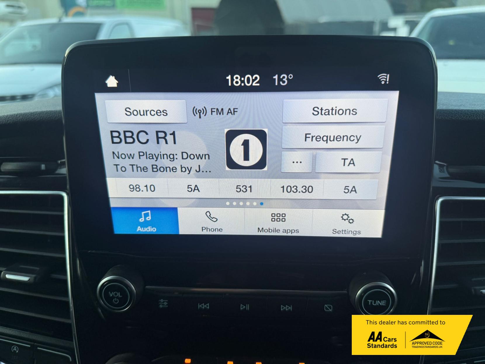 Ford Transit Custom 2.0 300 EcoBlue Limited Panel Van 5dr Diesel Manual L2 H1 Euro 6 (s/s) (130 ps)