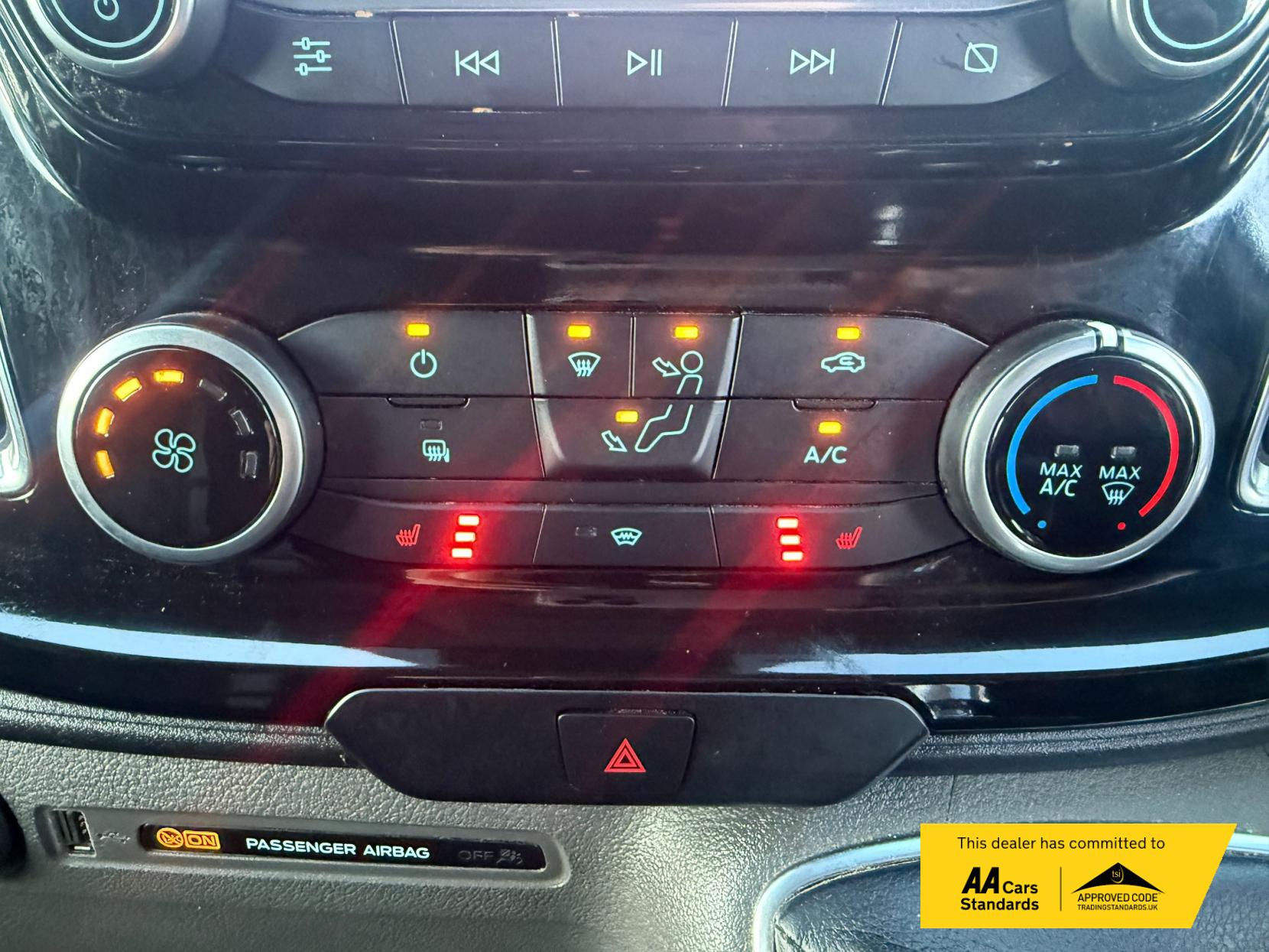 Ford Transit Custom 2.0 300 EcoBlue Limited Panel Van 5dr Diesel Manual L2 H1 Euro 6 (s/s) (130 ps)