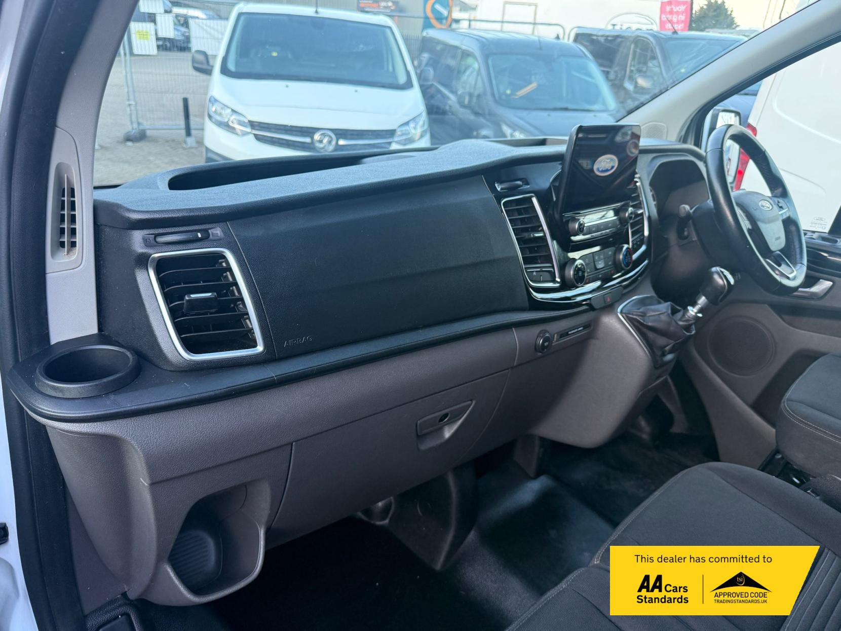 Ford Transit Custom 2.0 300 EcoBlue Limited Panel Van 5dr Diesel Manual L2 H1 Euro 6 (s/s) (130 ps)