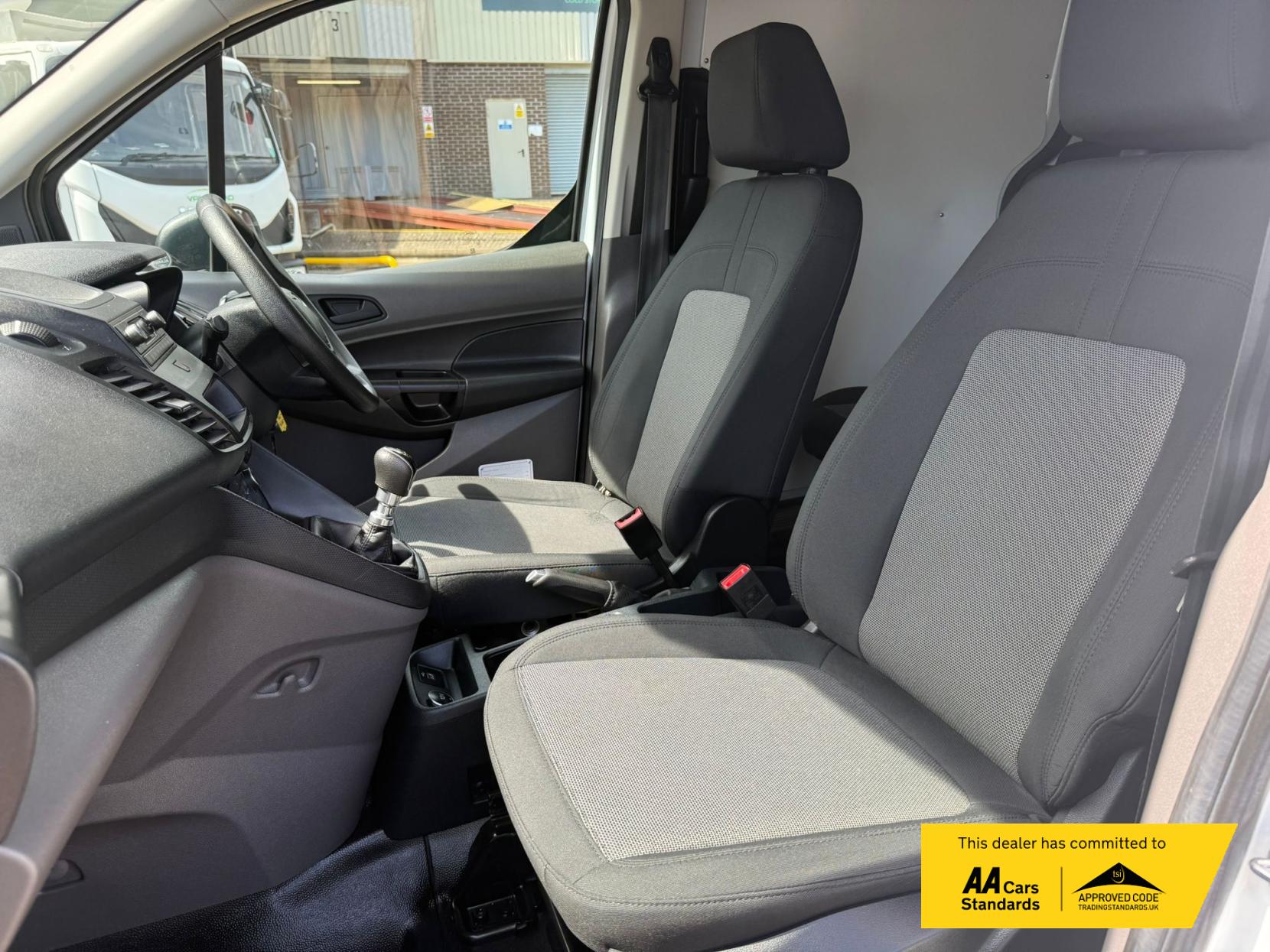 Ford Transit Connect 1.5 230 EcoBlue Leader Crew Van Double Cab 6dr Diesel Manual L2 Euro 6 (s/s) (100 ps)