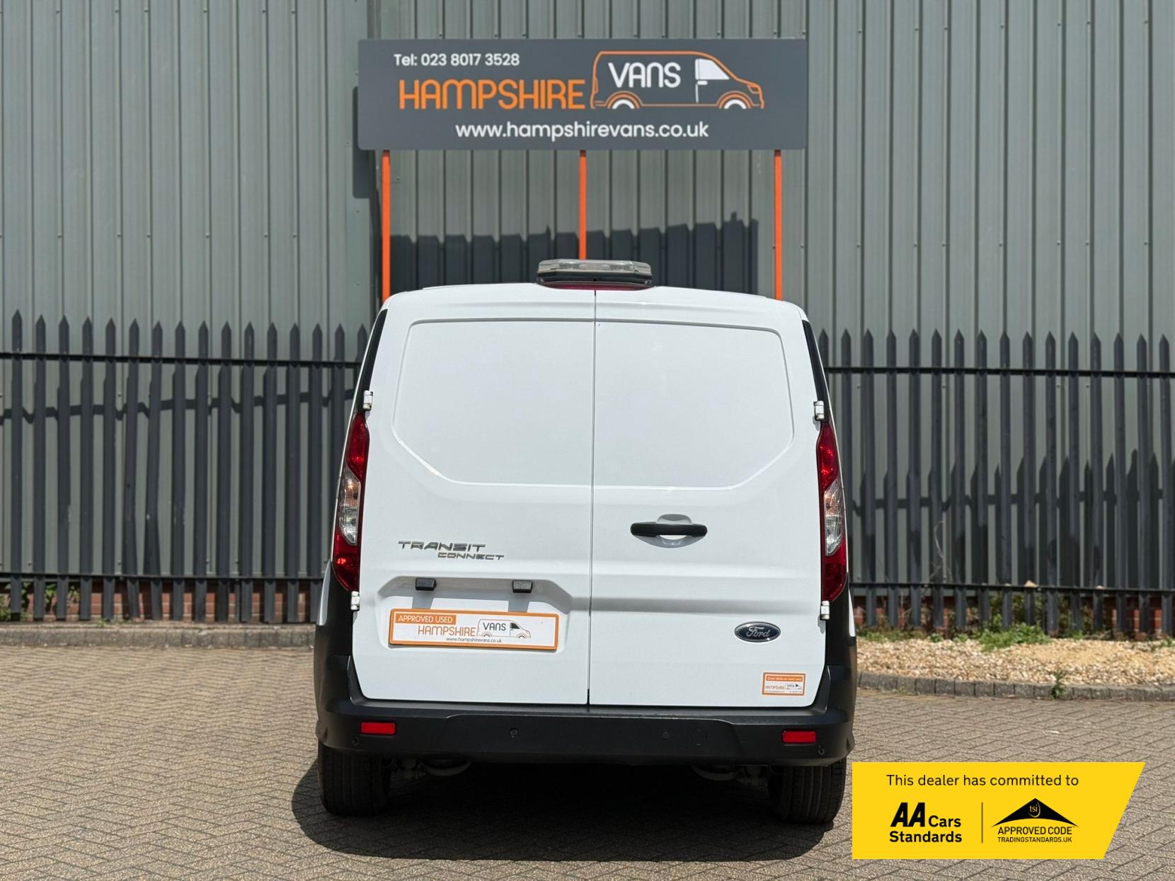 Ford Transit Connect 1.5 230 EcoBlue Leader Crew Van Double Cab 6dr Diesel Manual L2 Euro 6 (s/s) (100 ps)