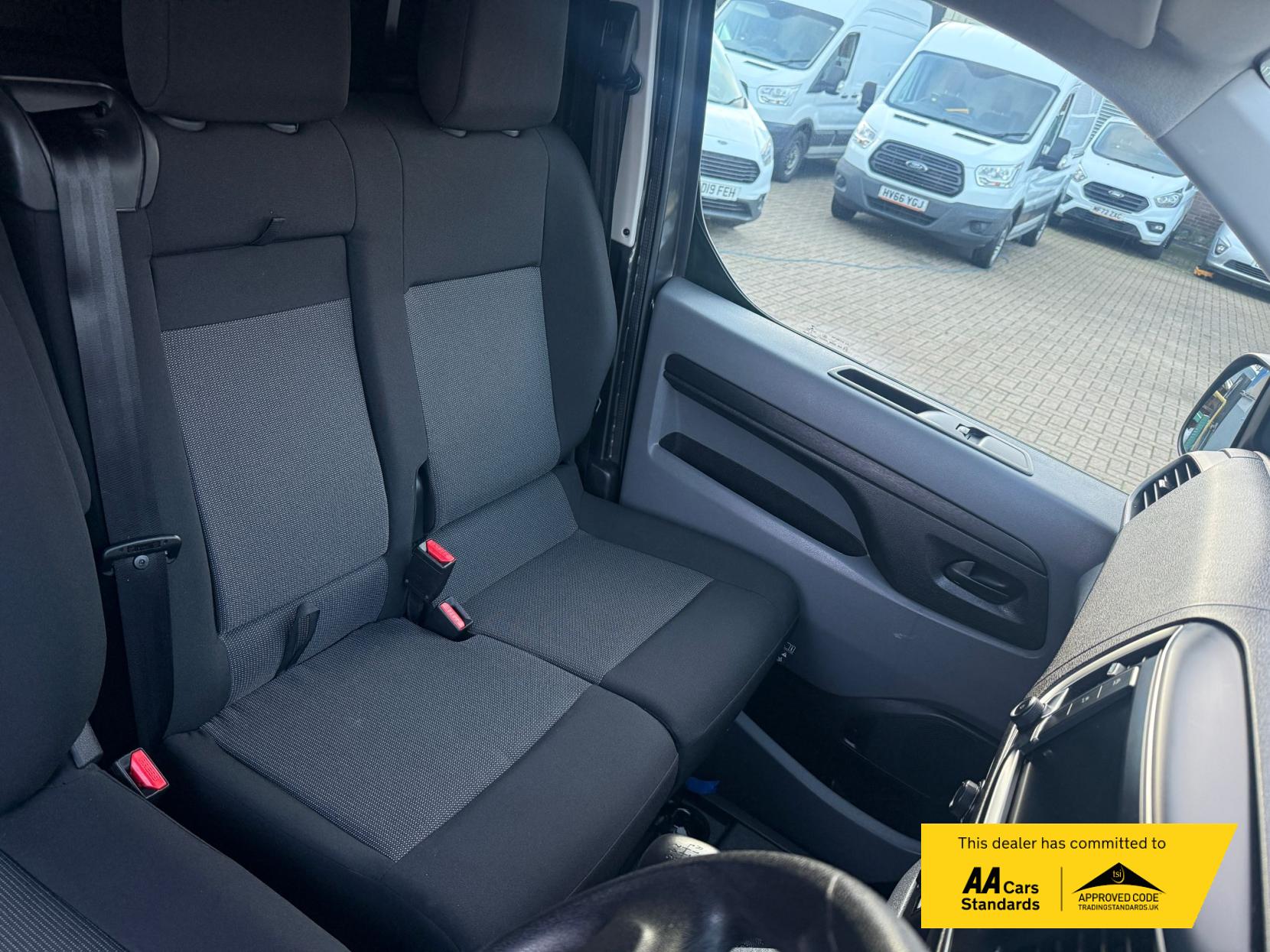 Vauxhall Vivaro 1.5 Turbo D 2700 Sportive Panel Van 6dr Diesel Manual L1 H1 Euro 6 (s/s) (100 ps)