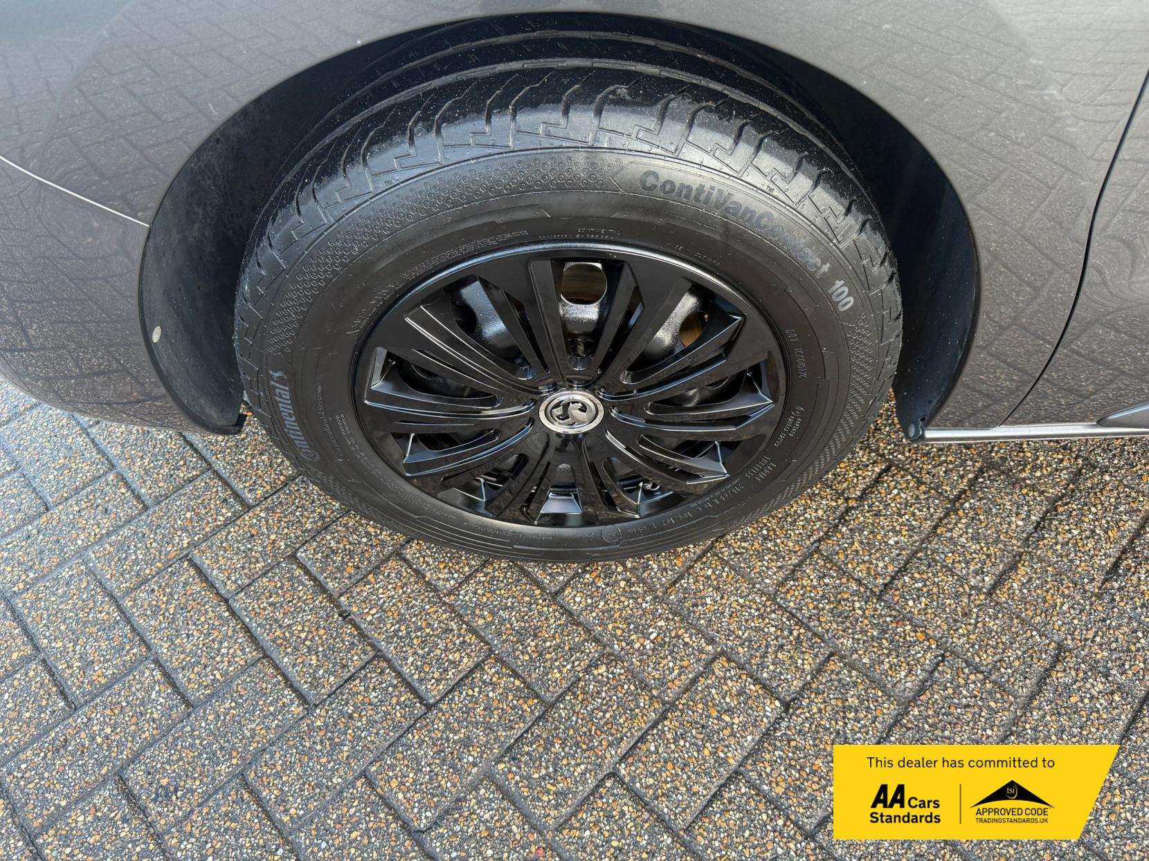 Vauxhall Vivaro 1.5 Turbo D 2700 Sportive Panel Van 6dr Diesel Manual L1 H1 Euro 6 (s/s) (100 ps)