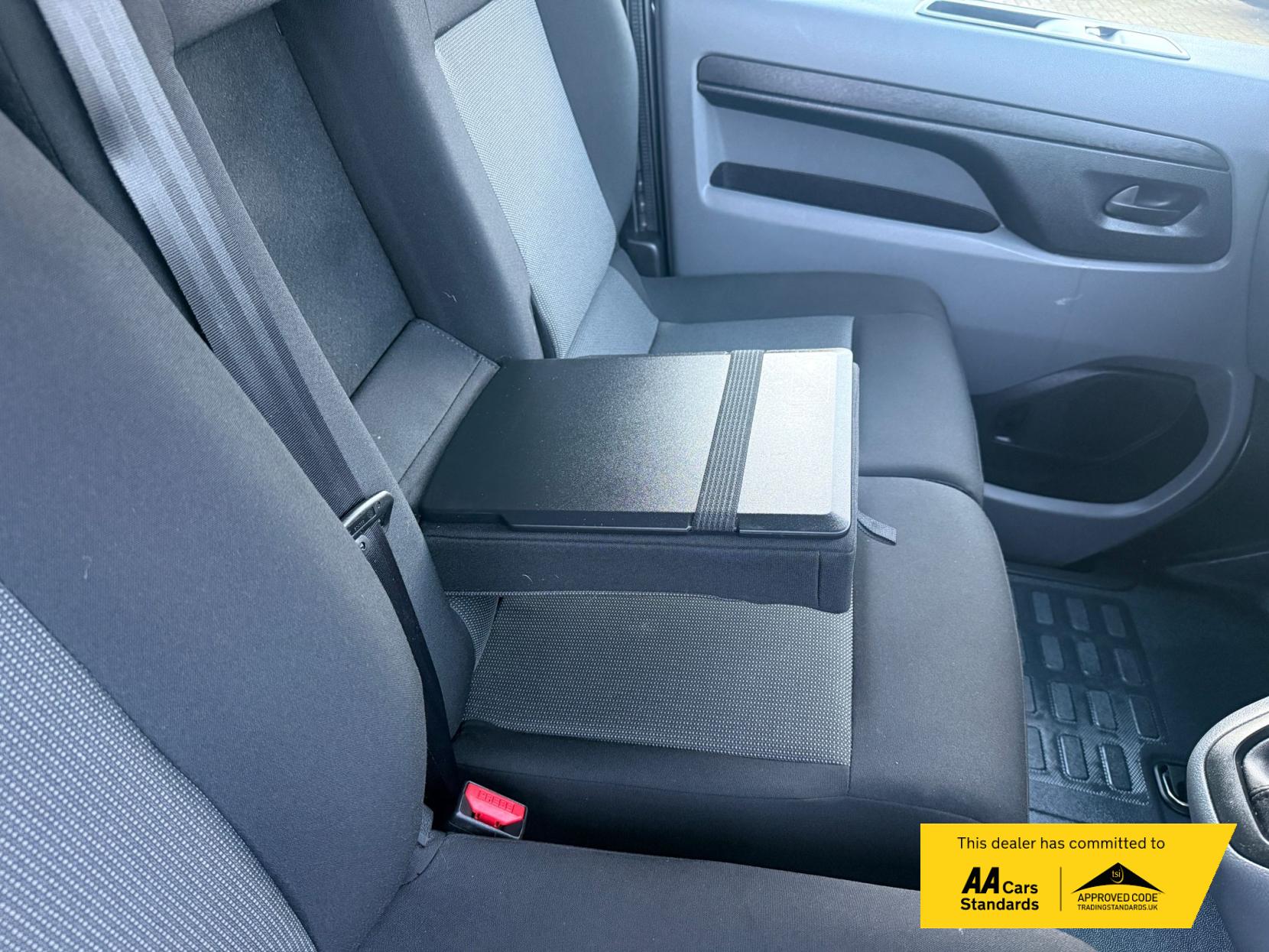 Vauxhall Vivaro 1.5 Turbo D 2700 Sportive Panel Van 6dr Diesel Manual L1 H1 Euro 6 (s/s) (100 ps)