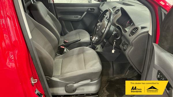 2014 Volkswagen Caddy 1.6 TDI C20 Highline Panel Van 4dr Diesel Manual L1 H1 (149 g/km, 101 bhp) - Thumbnail 9