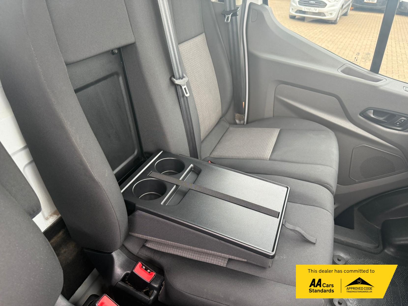 Ford Transit 2.0 350 EcoBlue HD Leader Chassis Cab 2dr Diesel Manual RWD L2 Euro 6 (s/s) (130 ps)
