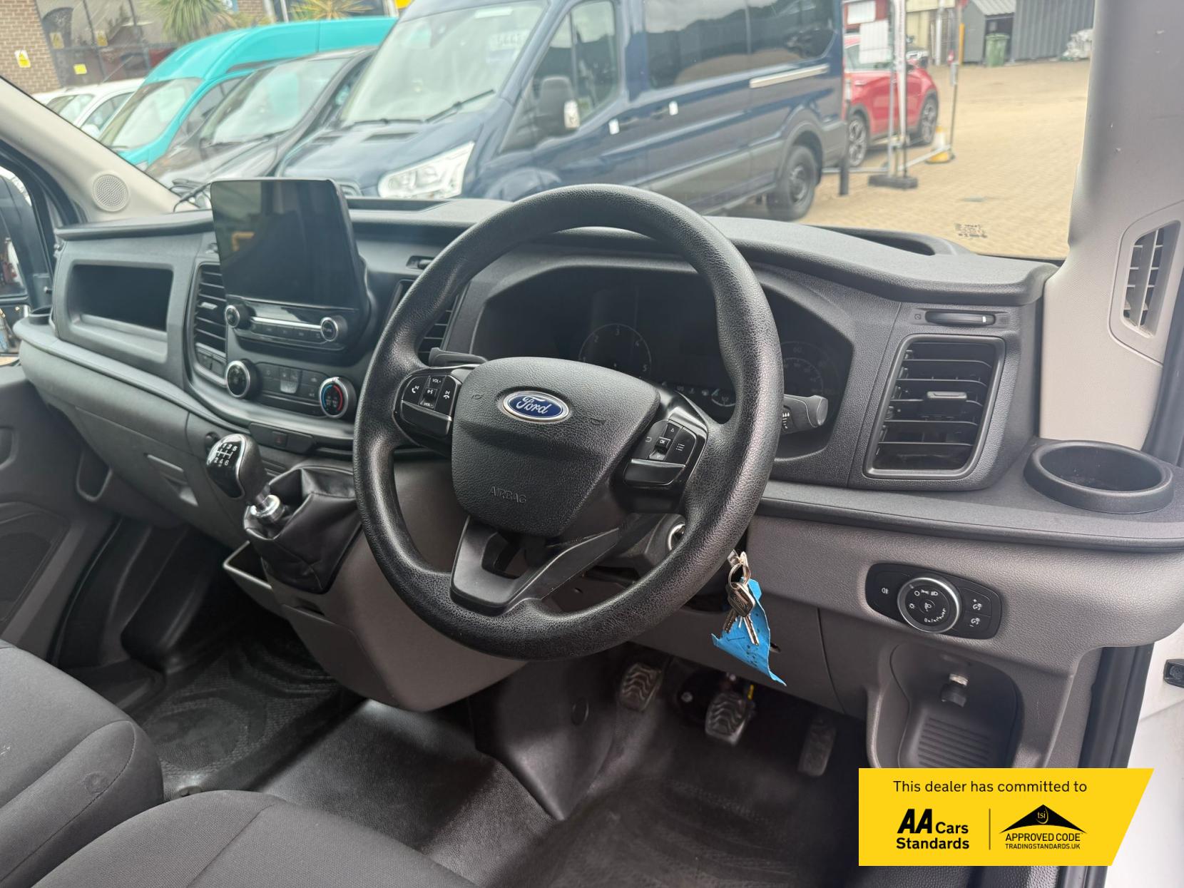 Ford Transit 2.0 350 EcoBlue HD Leader Chassis Cab 2dr Diesel Manual RWD L2 Euro 6 (s/s) (130 ps)
