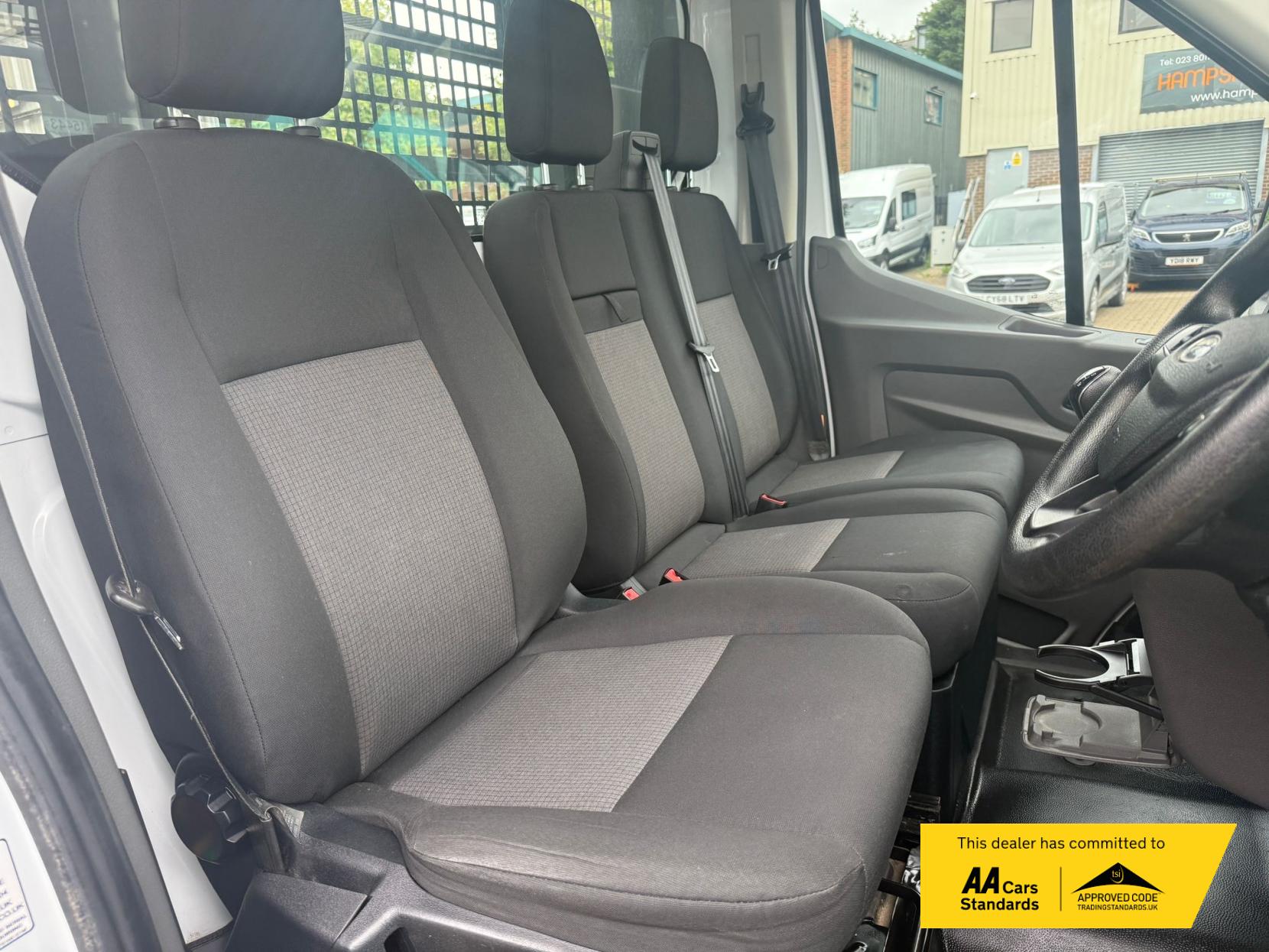 Ford Transit 2.0 350 EcoBlue HD Leader Chassis Cab 2dr Diesel Manual RWD L2 Euro 6 (s/s) (130 ps)