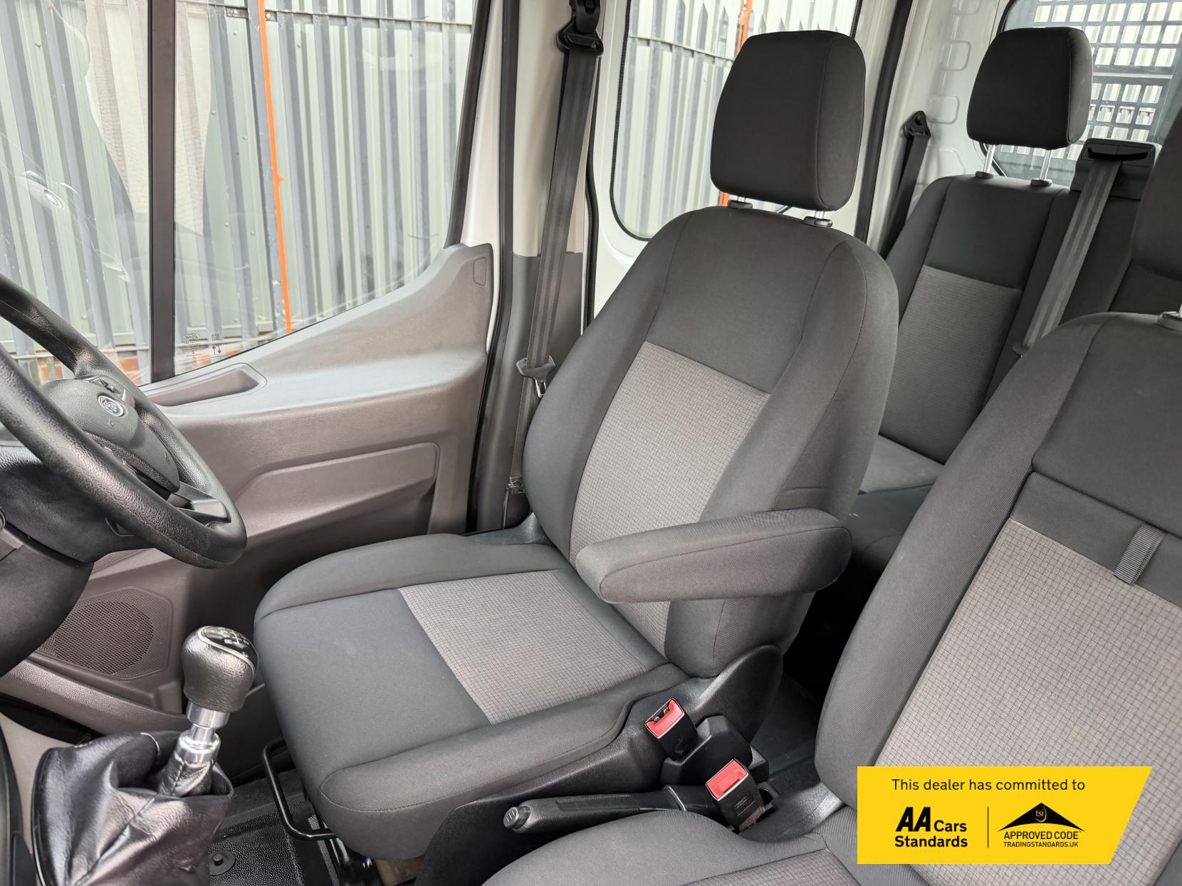 2023 Ford Transit - Thumbnail 19