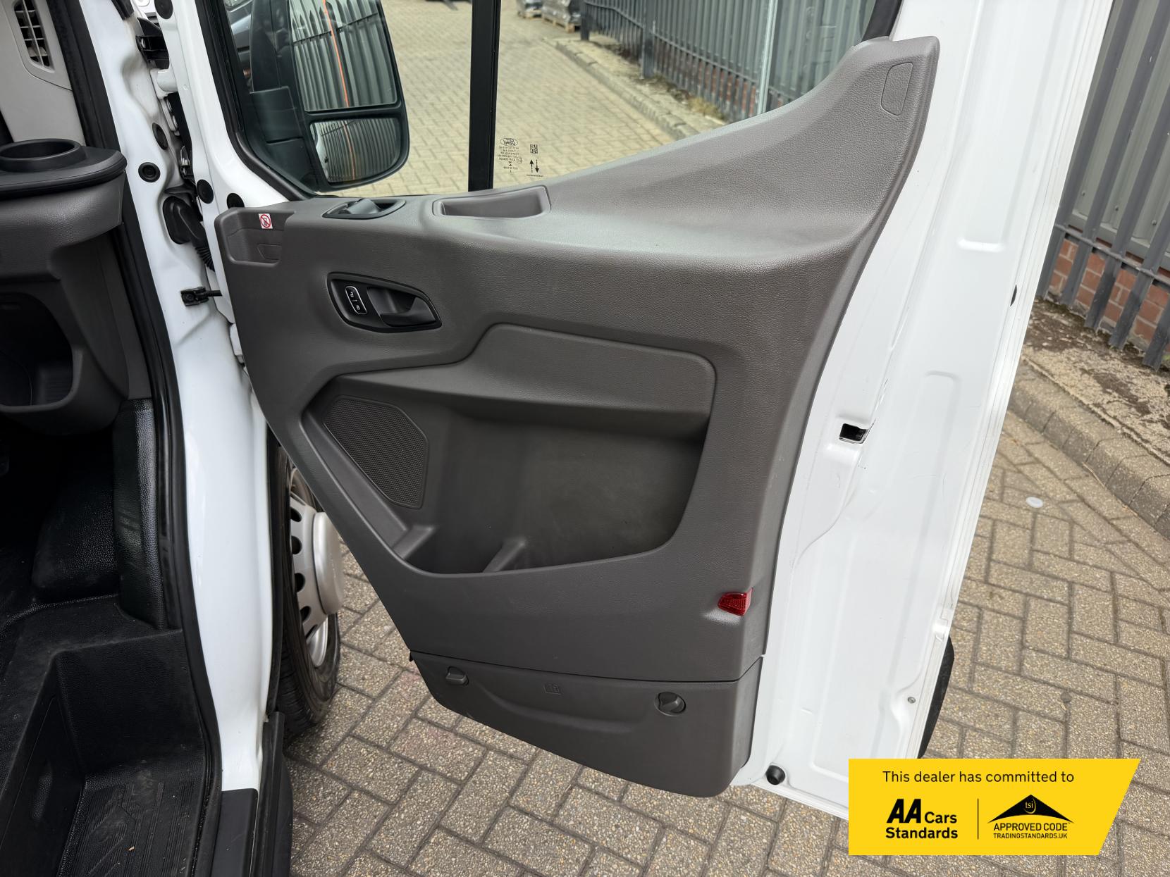 2023 Ford Transit - Thumbnail 51