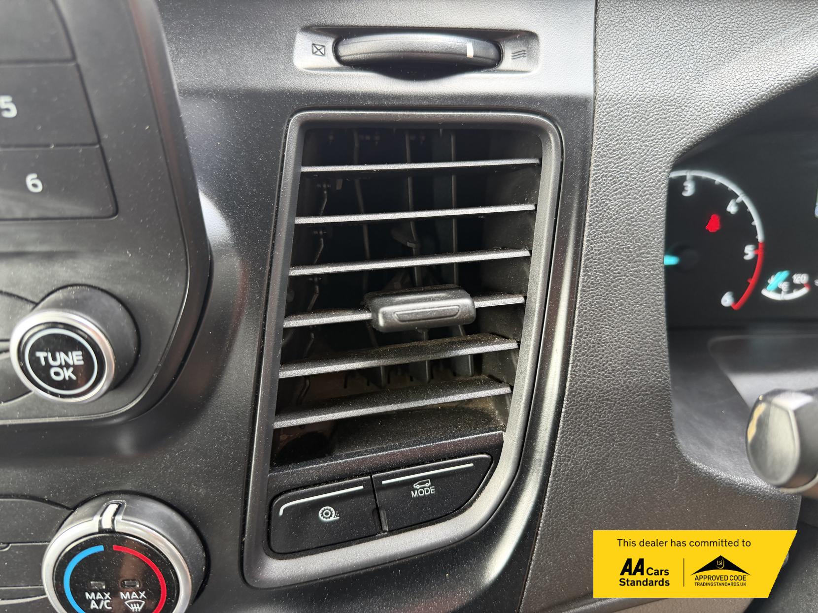 2023 Ford Transit - Thumbnail 38