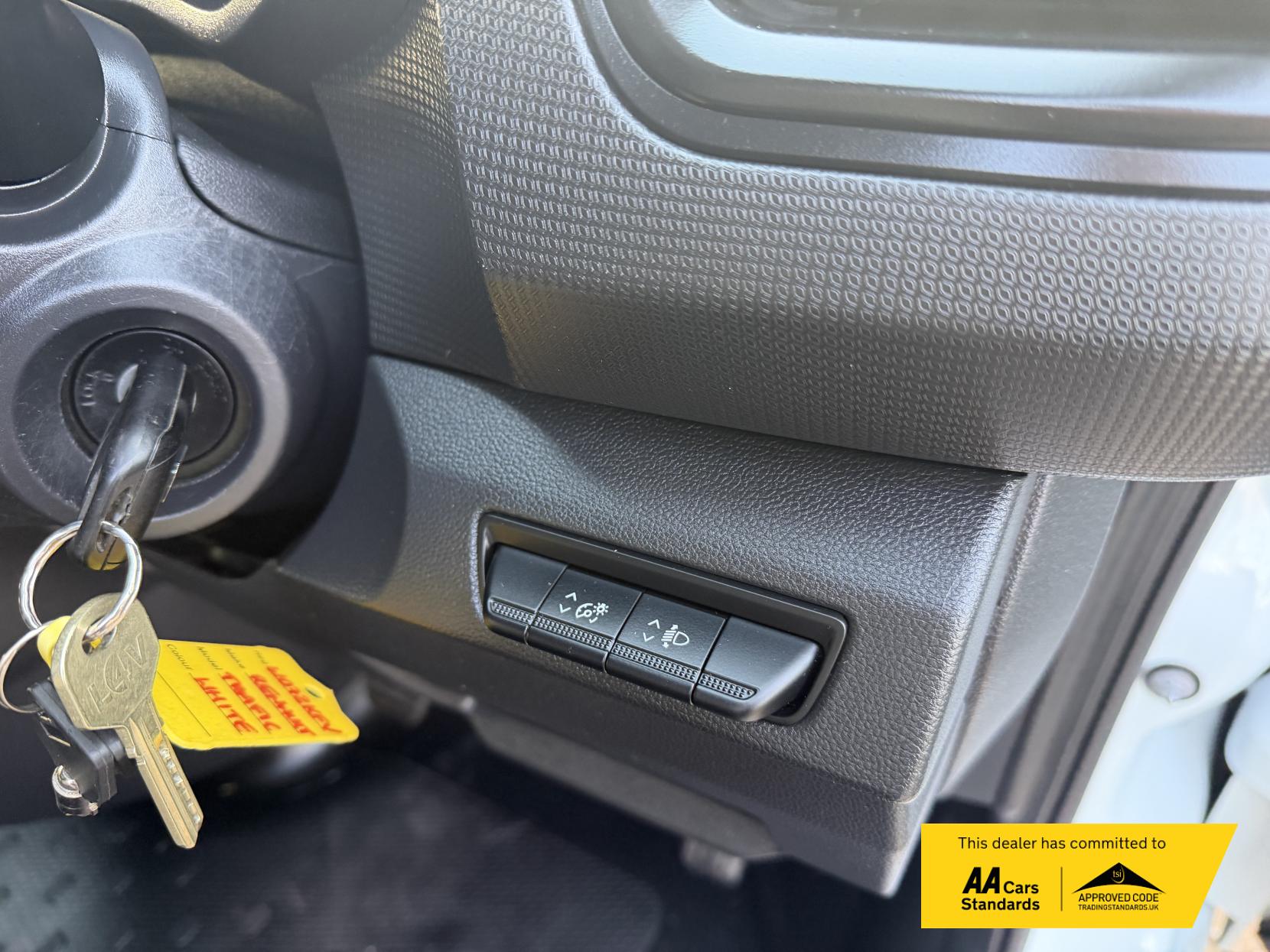 Renault Trafic 2.0 dCi Blue SL28 Business+ Panel Van 5dr Diesel Manual L1 H1 Euro 6 (s/s) (130 ps)