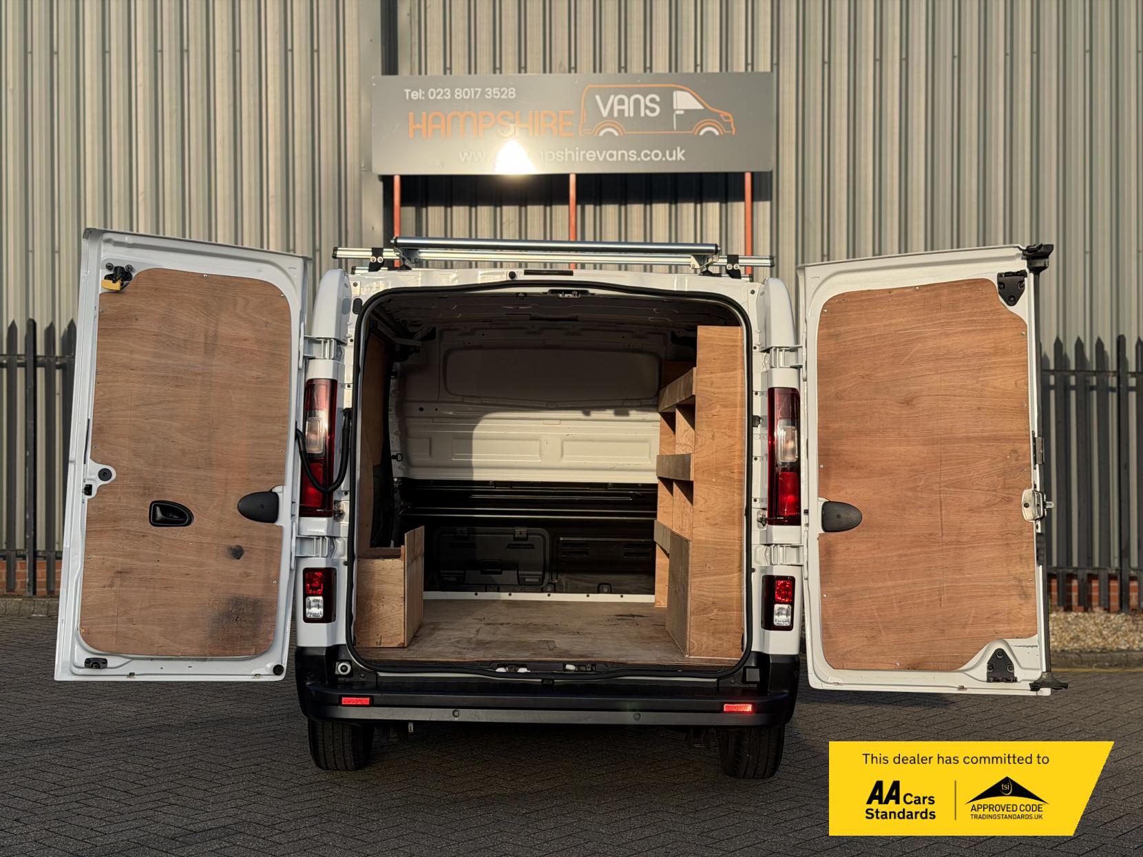 Renault Trafic 2.0 dCi Blue SL28 Business+ Panel Van 5dr Diesel Manual L1 H1 Euro 6 (s/s) (130 ps)