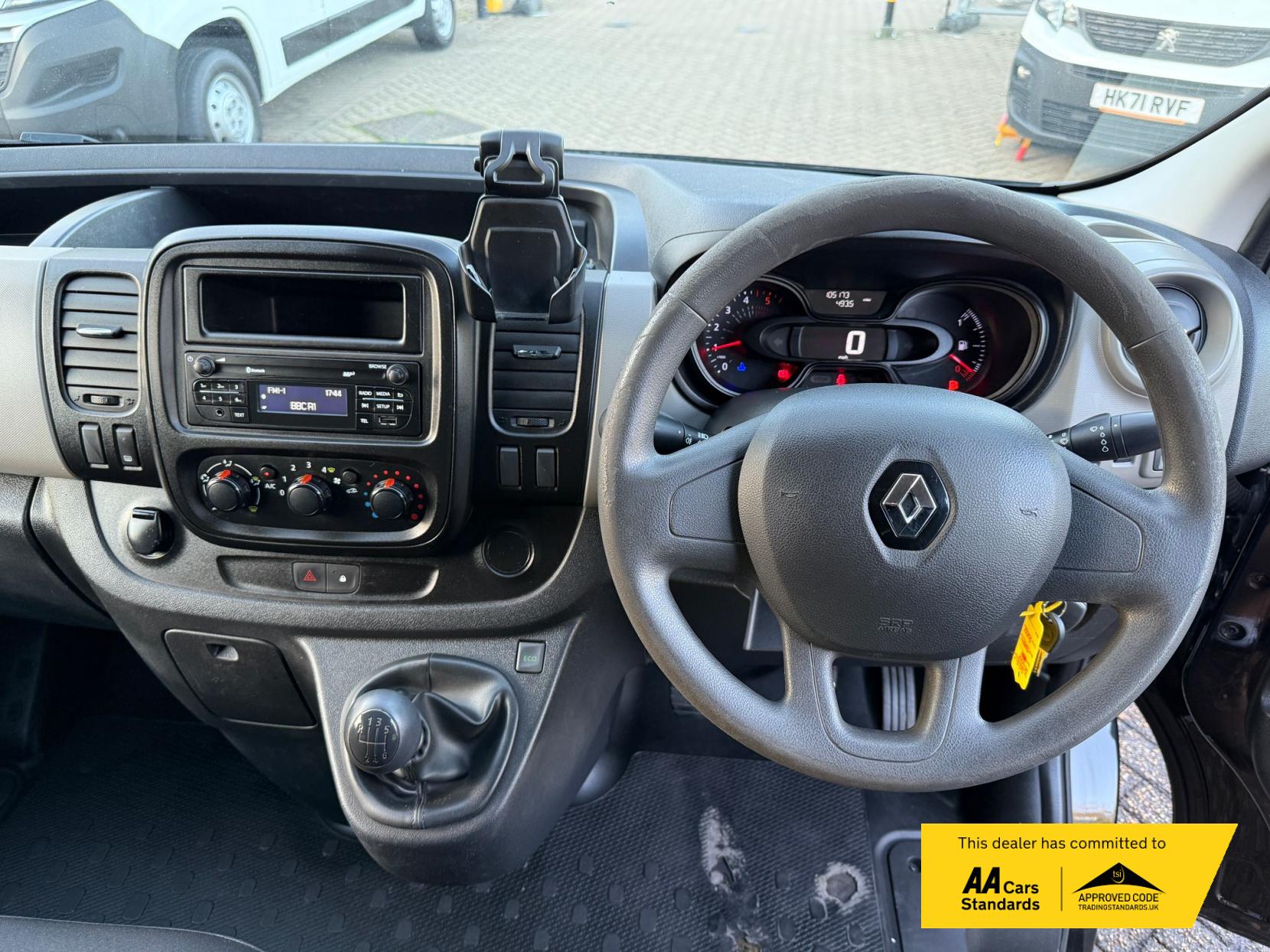 Renault Trafic 1.6 dCi 27 Business+ Panel Van 5dr Diesel Manual SWB Standard Roof Euro 6 (120 ps)