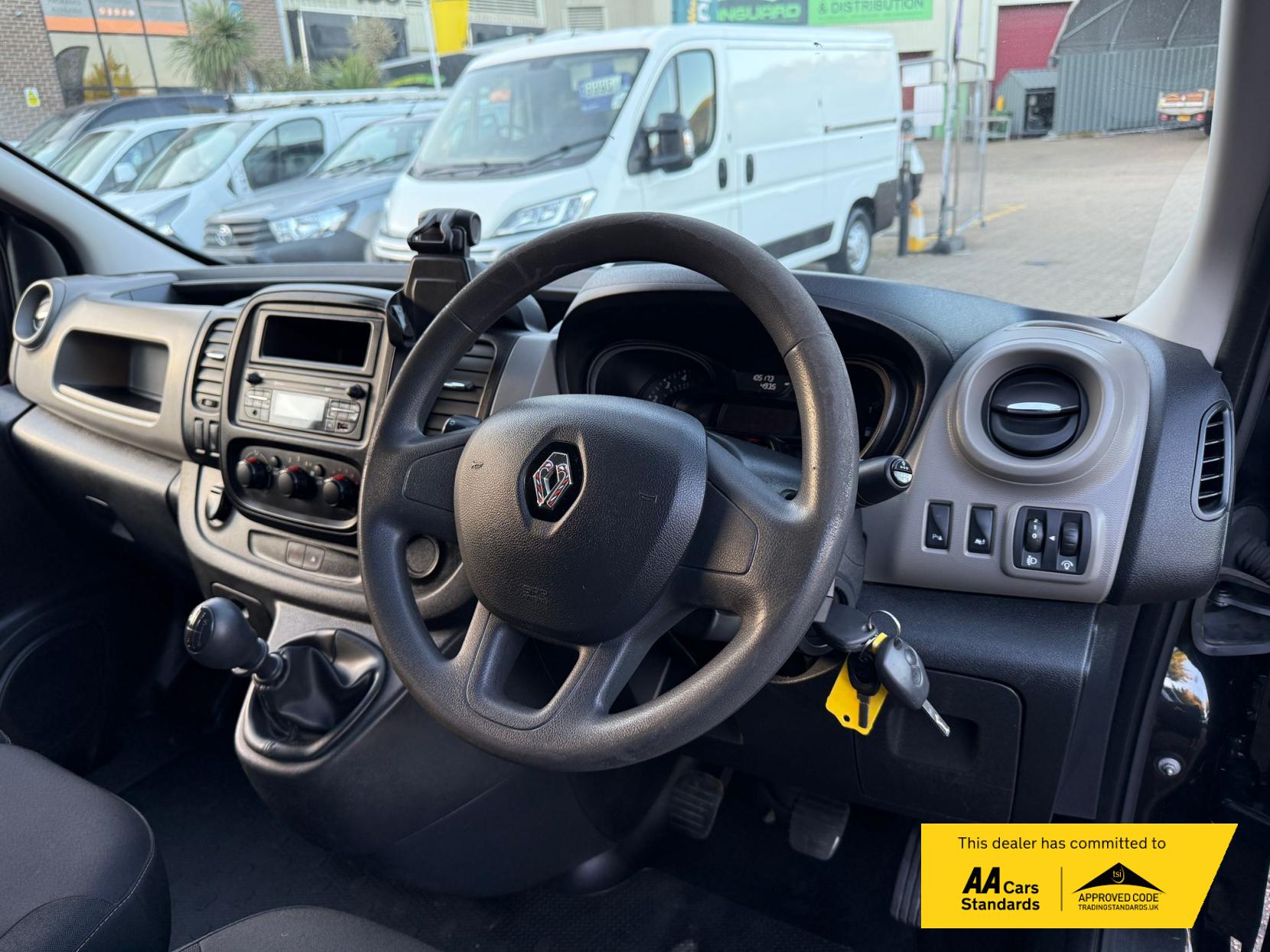 Renault Trafic 1.6 dCi 27 Business+ Panel Van 5dr Diesel Manual SWB Standard Roof Euro 6 (120 ps)