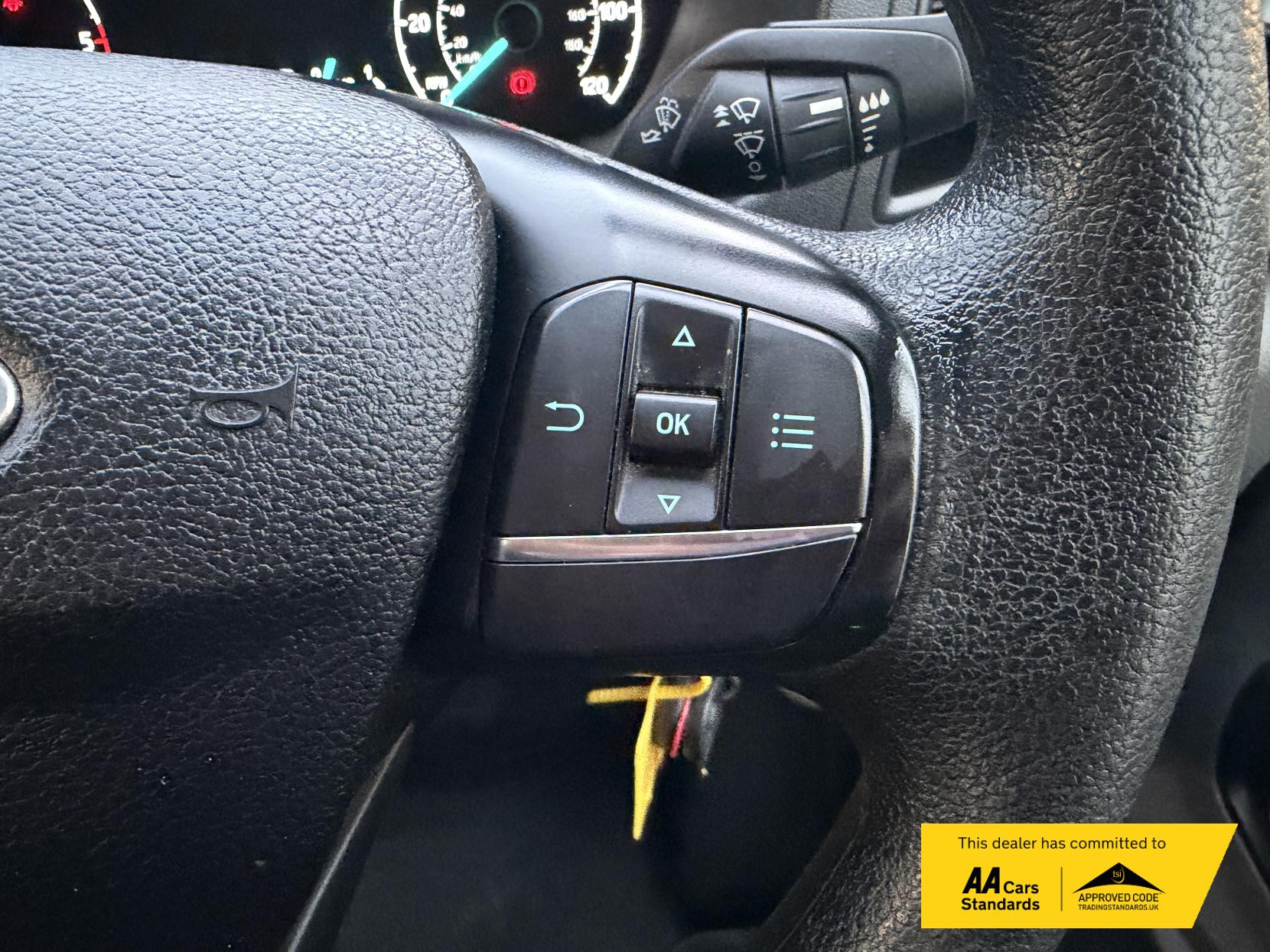 Ford Transit 2.0 350 EcoBlue Leader Tipper 2dr Diesel Manual RWD L2 Euro 6 (s/s) (1-Stop) (170 ps)