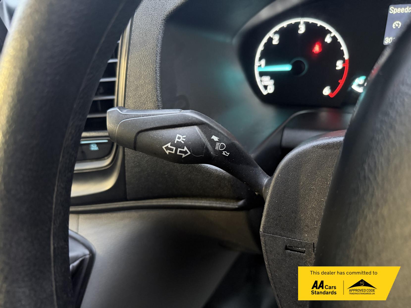 Ford Transit 2.0 350 EcoBlue Leader Tipper 2dr Diesel Manual RWD L2 Euro 6 (s/s) (1-Stop) (170 ps)