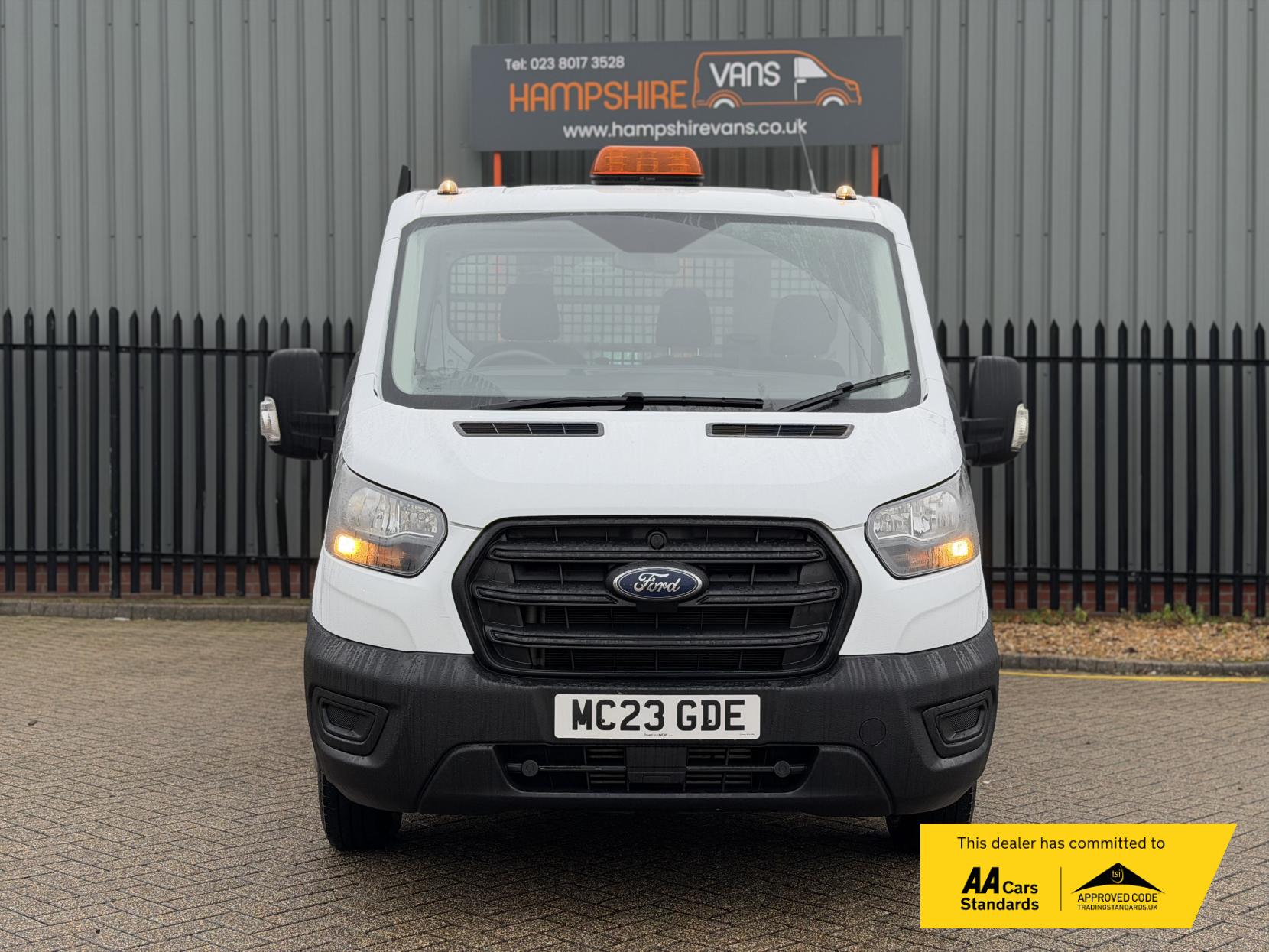 Ford Transit 2.0 350 EcoBlue Leader Tipper 2dr Diesel Manual RWD L2 Euro 6 (s/s) (1-Stop) (170 ps)