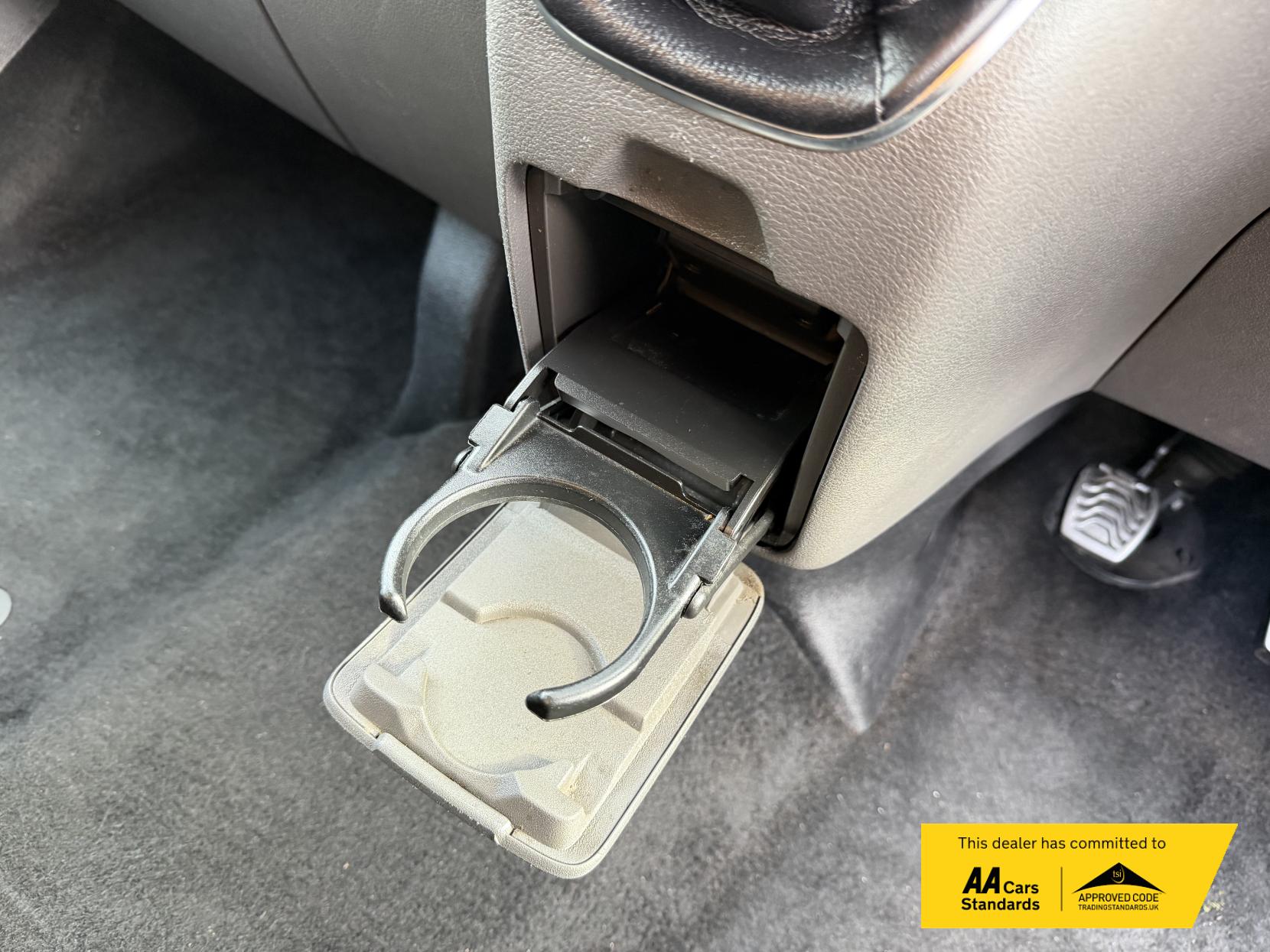 Ford Transit Custom 2.0 300 EcoBlue Limited Crew Van Double Cab 5dr Diesel Manual L2 H1 Euro 6 (s/s) (130 ps)