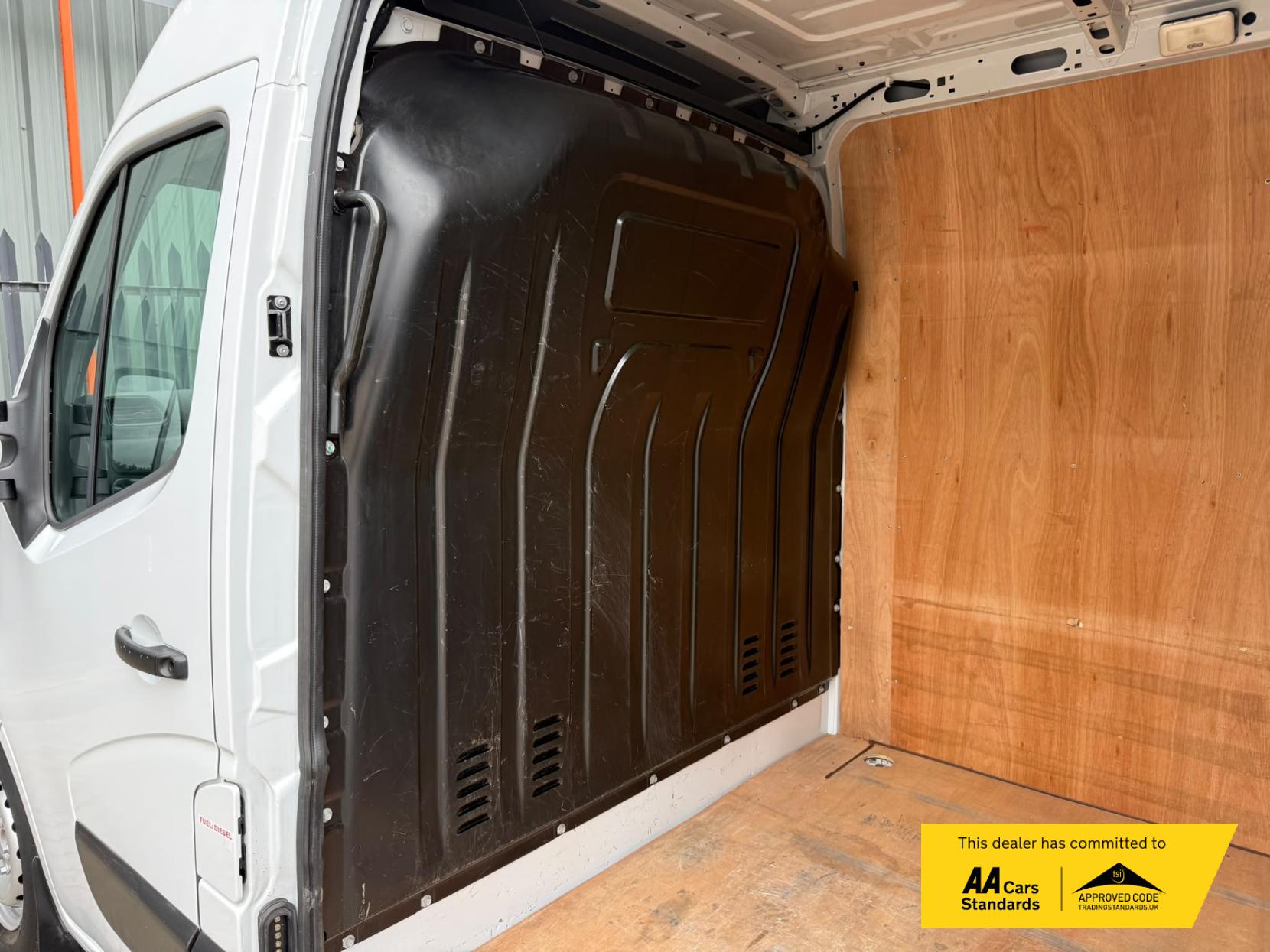 2021 Vauxhall Movano 2.3 CDTi 3500 BiTurbo Edition Panel Van 5dr Diesel Manual FWD L3 H2 Euro 6 (135 ps) - Thumbnail 15