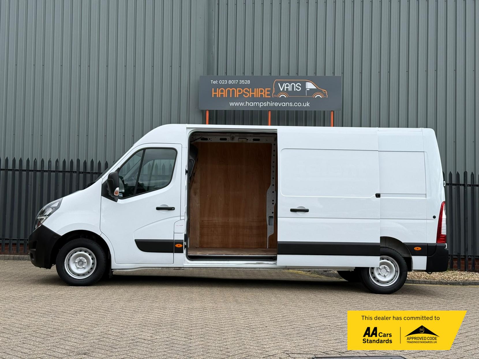 2021 Vauxhall Movano 2.3 CDTi 3500 BiTurbo Edition Panel Van 5dr Diesel Manual FWD L3 H2 Euro 6 (135 ps) - Thumbnail 6