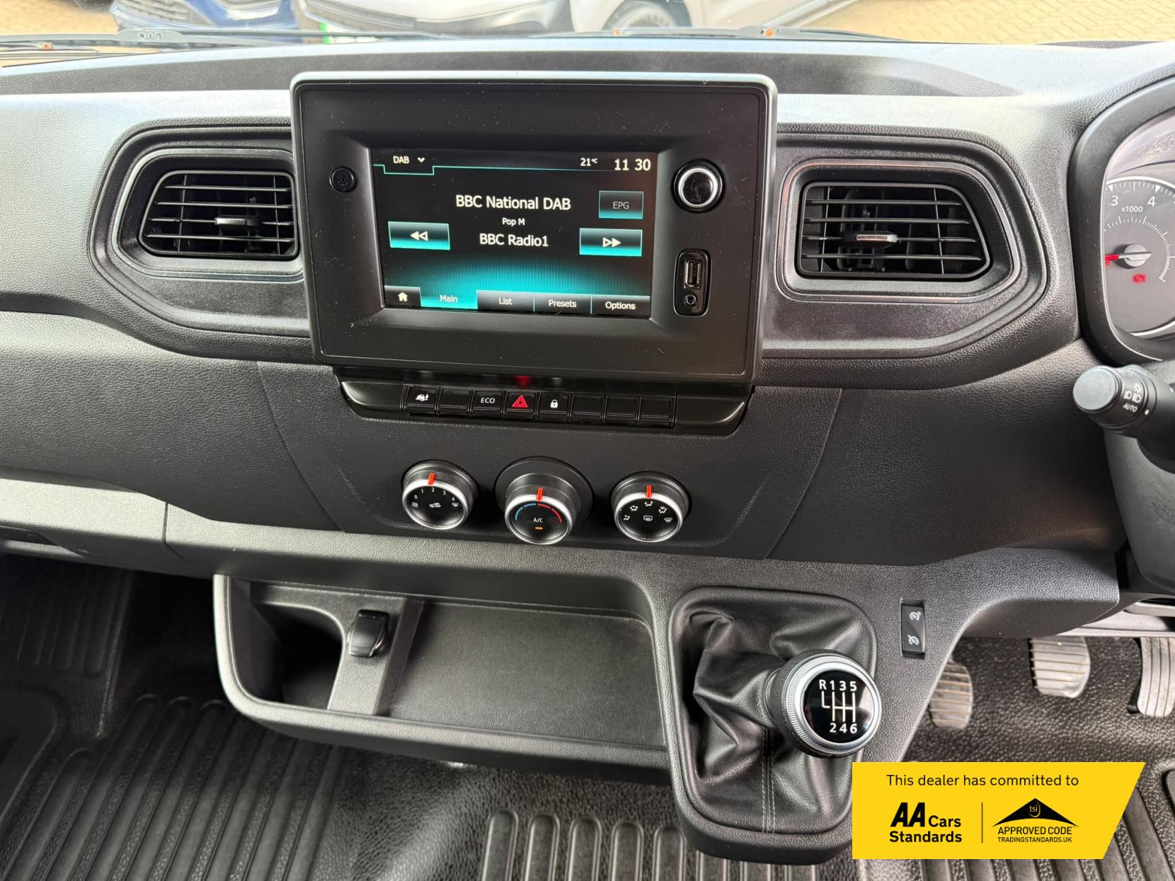 2021 Vauxhall Movano 2.3 CDTi 3500 BiTurbo Edition Panel Van 5dr Diesel Manual FWD L3 H2 Euro 6 (135 ps) - Thumbnail 28
