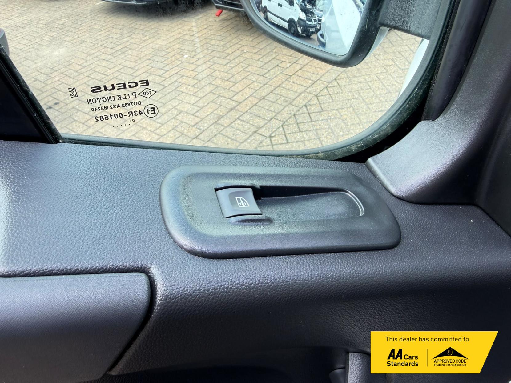 2021 Vauxhall Movano 2.3 CDTi 3500 BiTurbo Edition Panel Van 5dr Diesel Manual FWD L3 H2 Euro 6 (135 ps) - Thumbnail 24