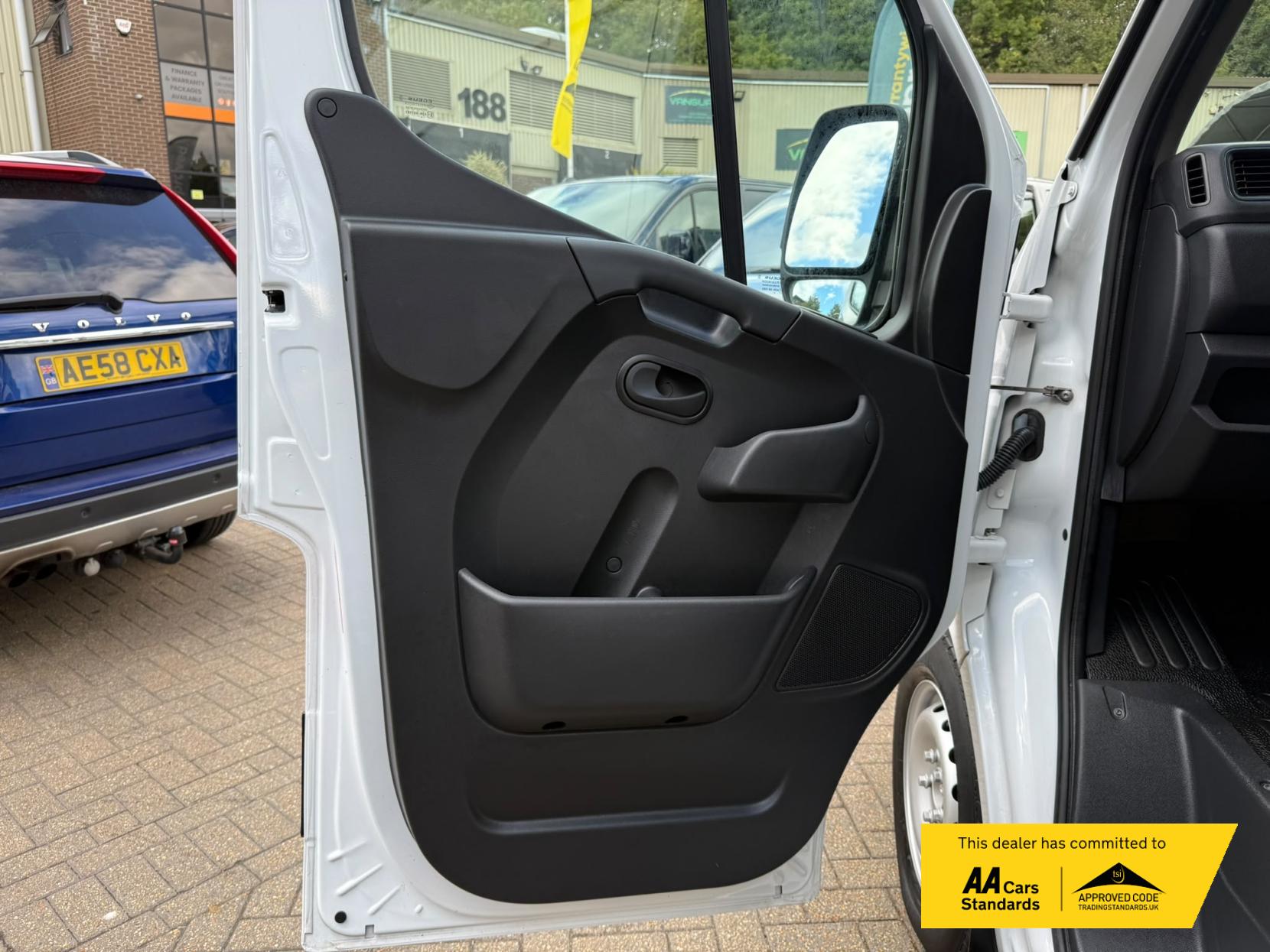 2021 Vauxhall Movano 2.3 CDTi 3500 BiTurbo Edition Panel Van 5dr Diesel Manual FWD L3 H2 Euro 6 (135 ps) - Thumbnail 23