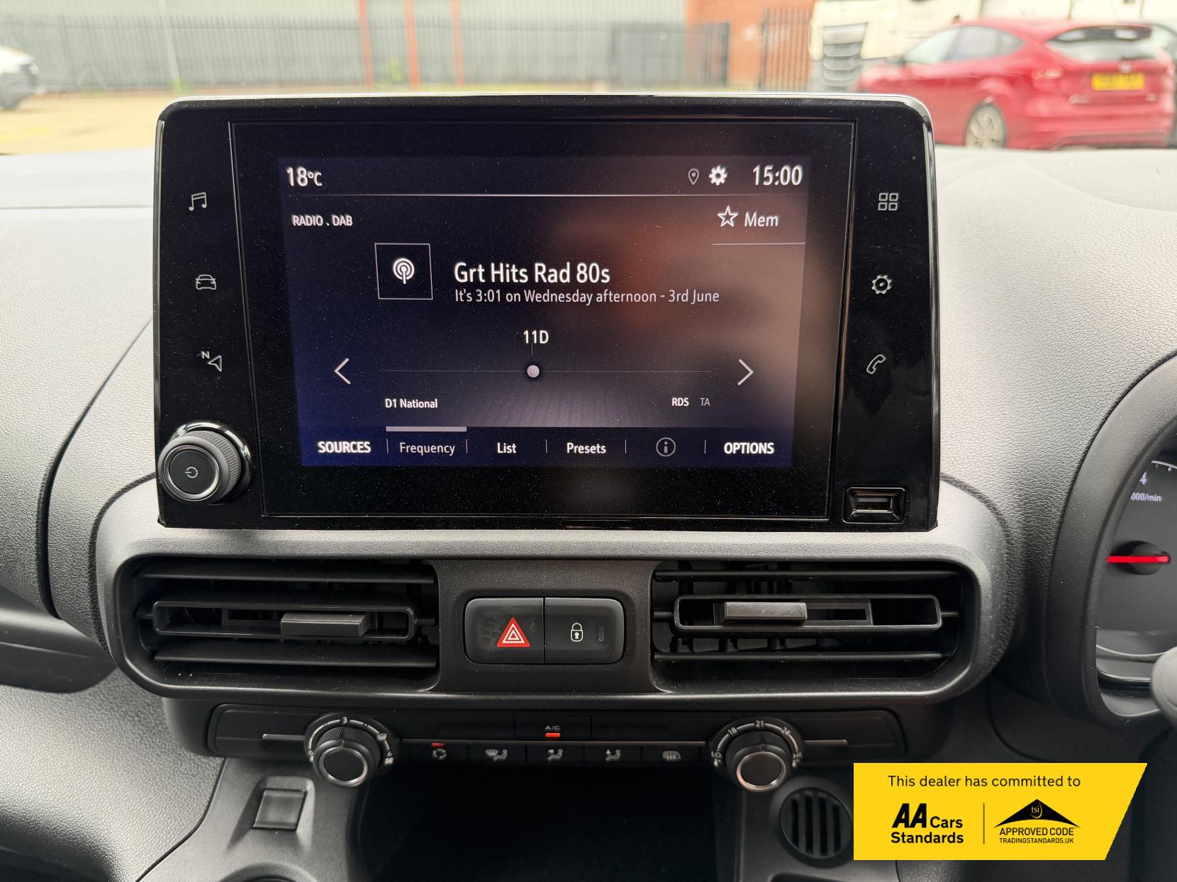 2024 Vauxhall Combo 1.5 Turbo D 2300 Prime Panel Van 6dr Diesel Auto L2 H1 Euro 6 (s/s) (130 ps) - Thumbnail 34