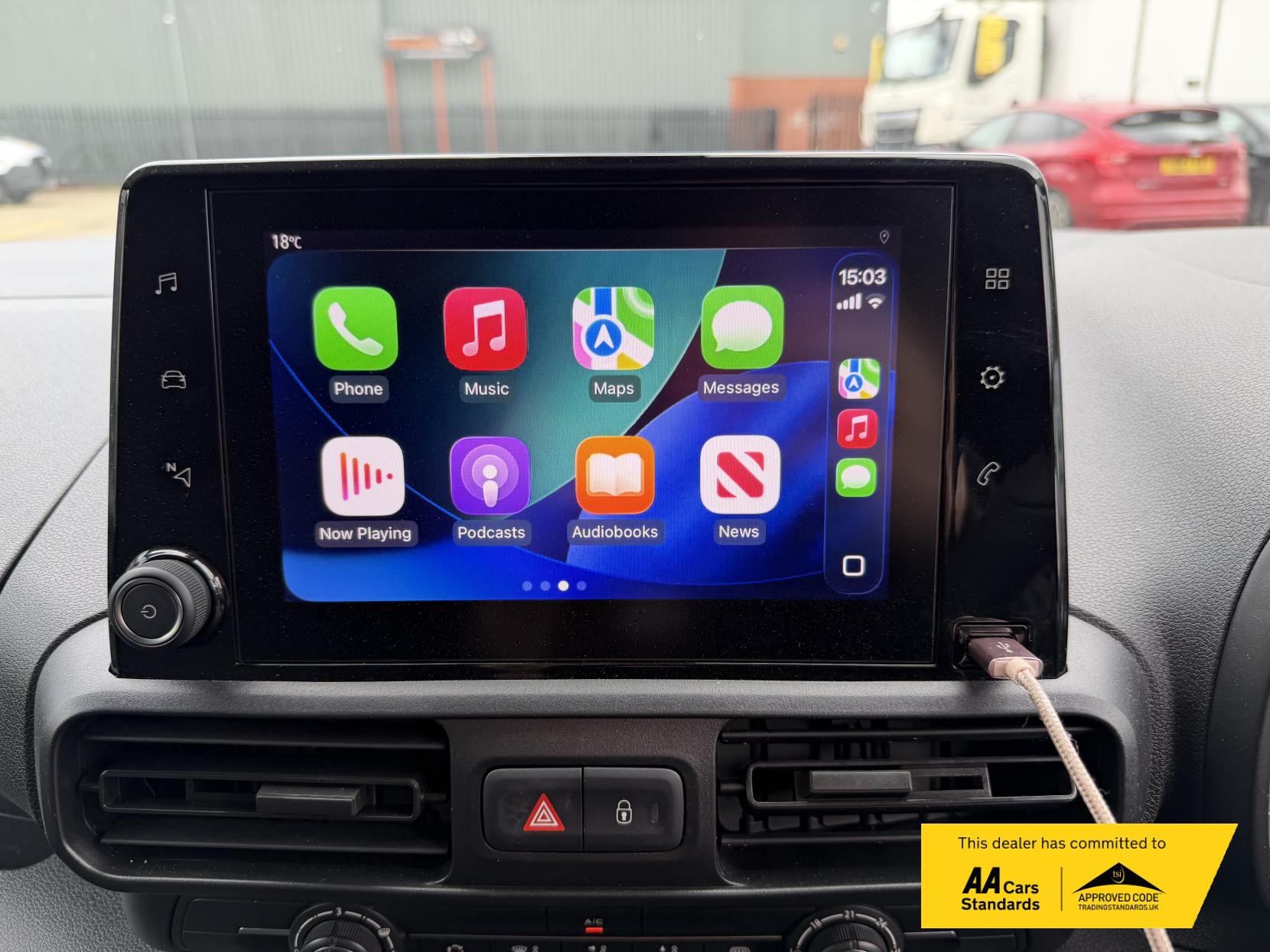 2024 Vauxhall Combo 1.5 Turbo D 2300 Prime Panel Van 6dr Diesel Auto L2 H1 Euro 6 (s/s) (130 ps) - Thumbnail 11