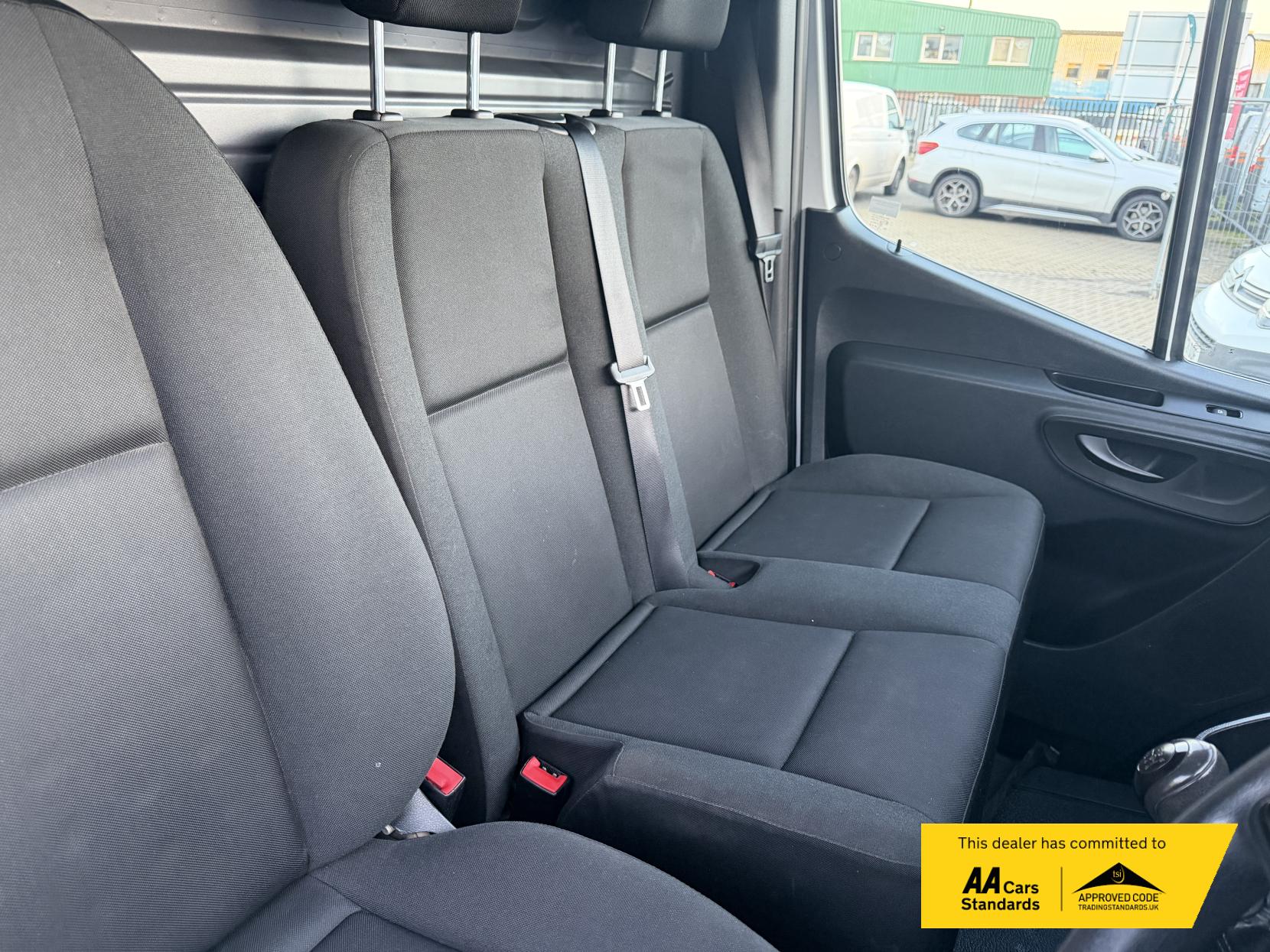 Mercedes-Benz Sprinter 2.1 314 CDI Panel Van 5dr Diesel Manual RWD L2 H2 Euro 6 (143 ps)