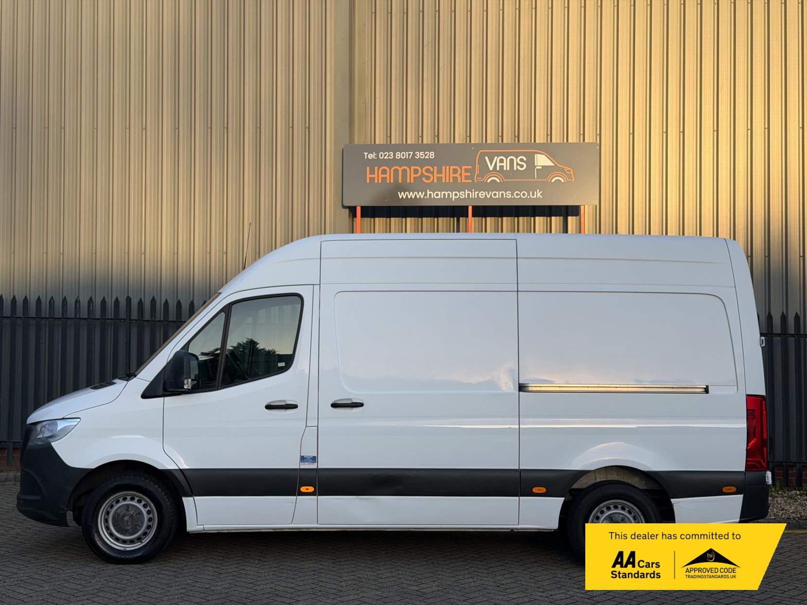 Mercedes-Benz Sprinter 2.1 314 CDI Panel Van 5dr Diesel Manual RWD L2 H2 Euro 6 (143 ps)
