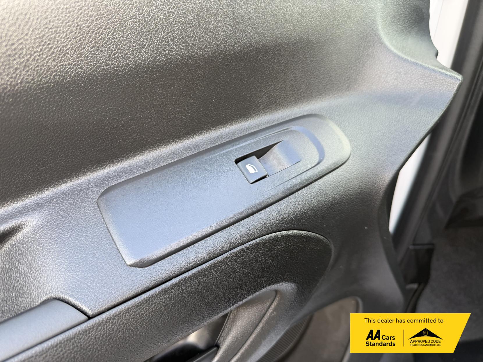 Vauxhall Combo 1.5 Turbo D 2300 Prime Panel Van 6dr Diesel Manual L2 H1 Euro 6 (s/s) (100 ps)